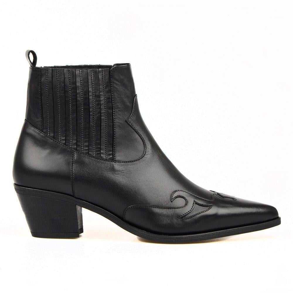 FootCourt Cowboy Boots Black