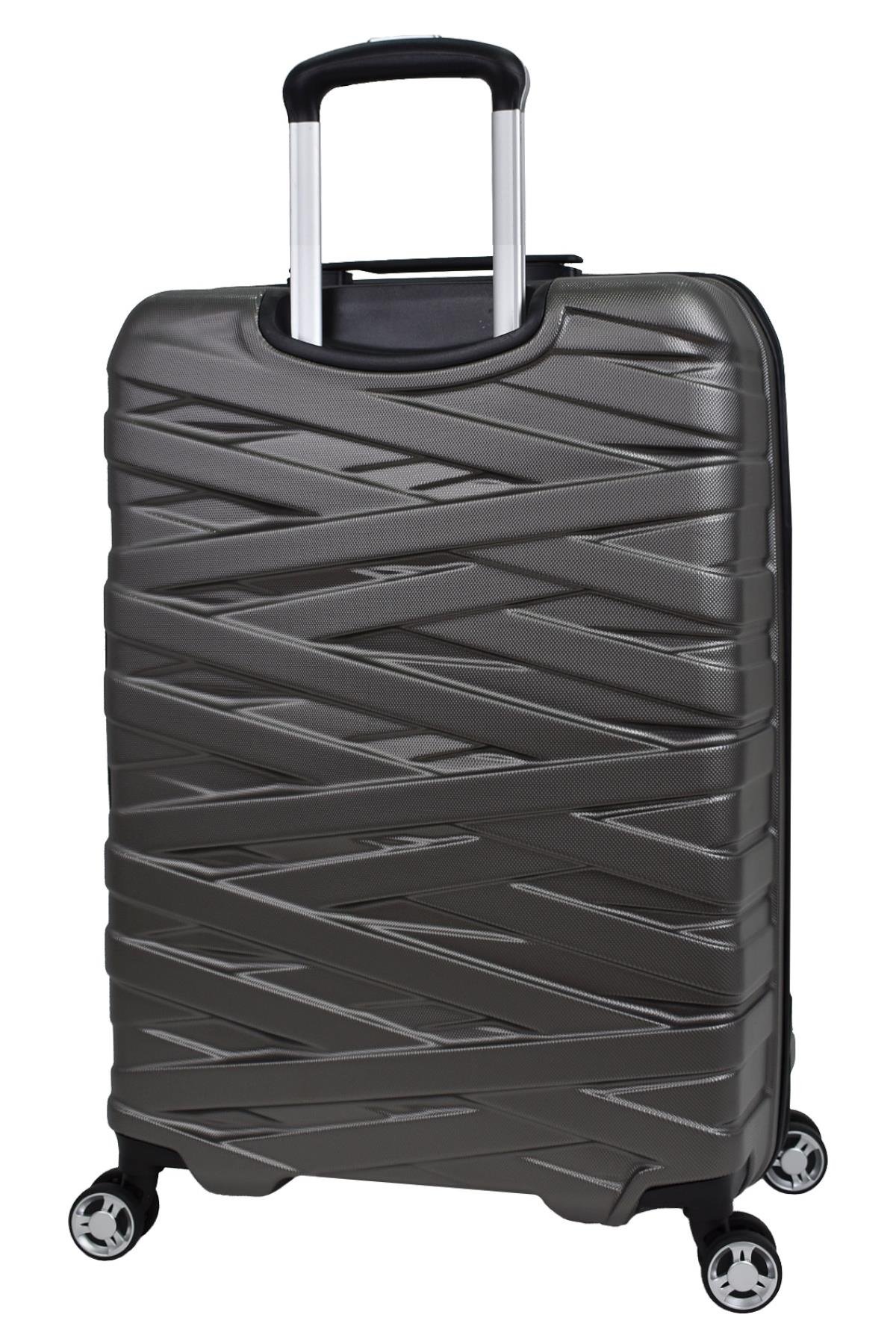 {Pierre Cardin}