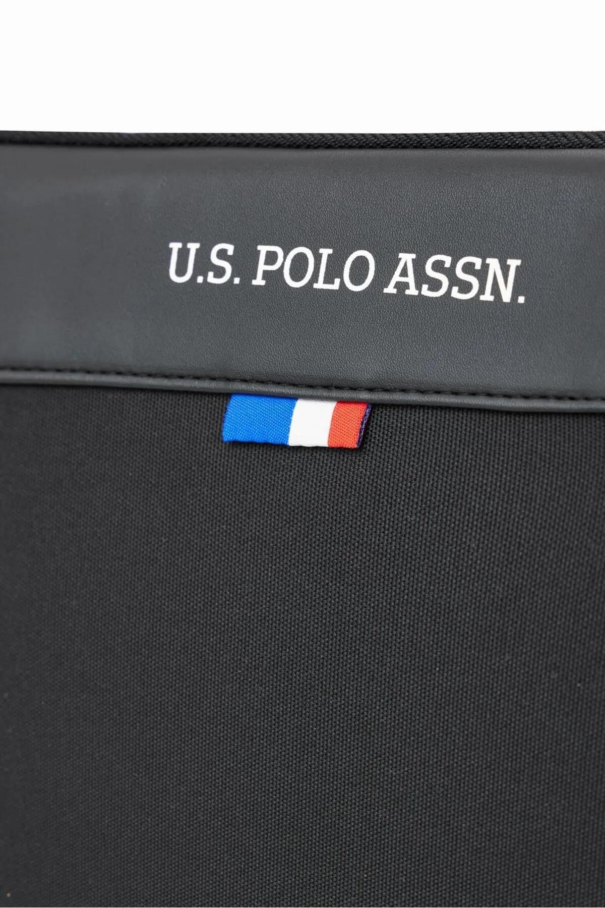{U.S. Polo Assn.}