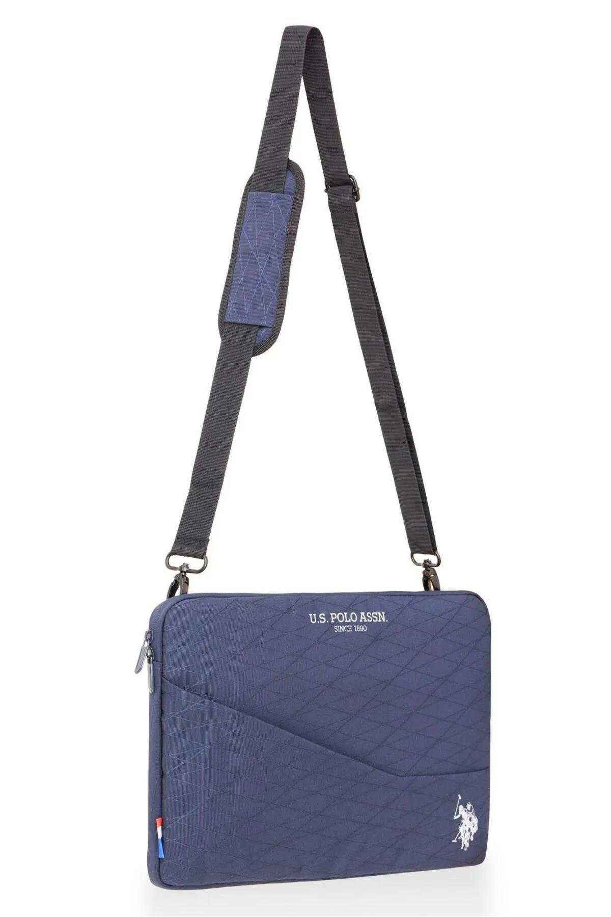 {U.S. Polo Assn.}
