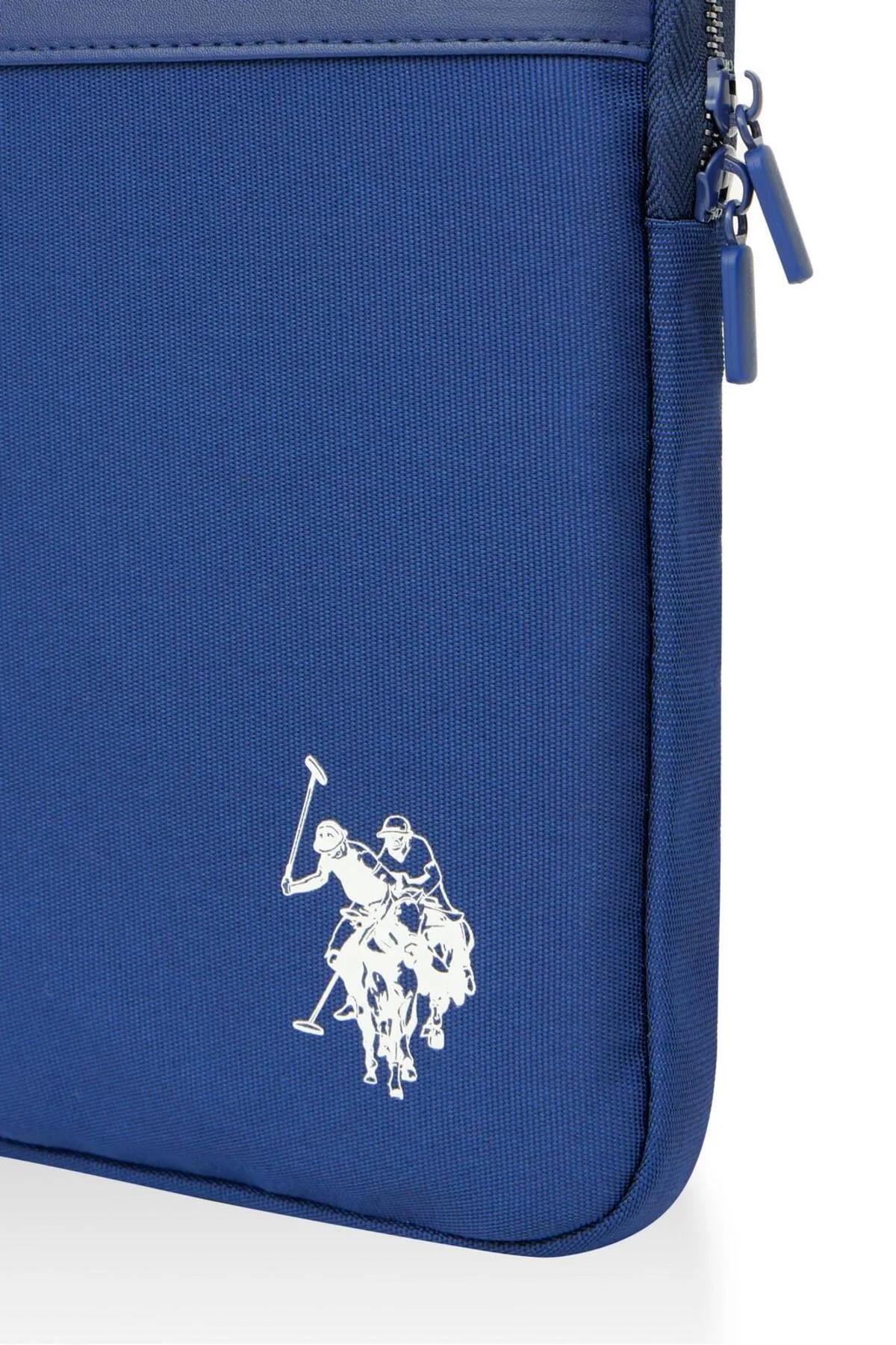 {U.S. Polo Assn.}