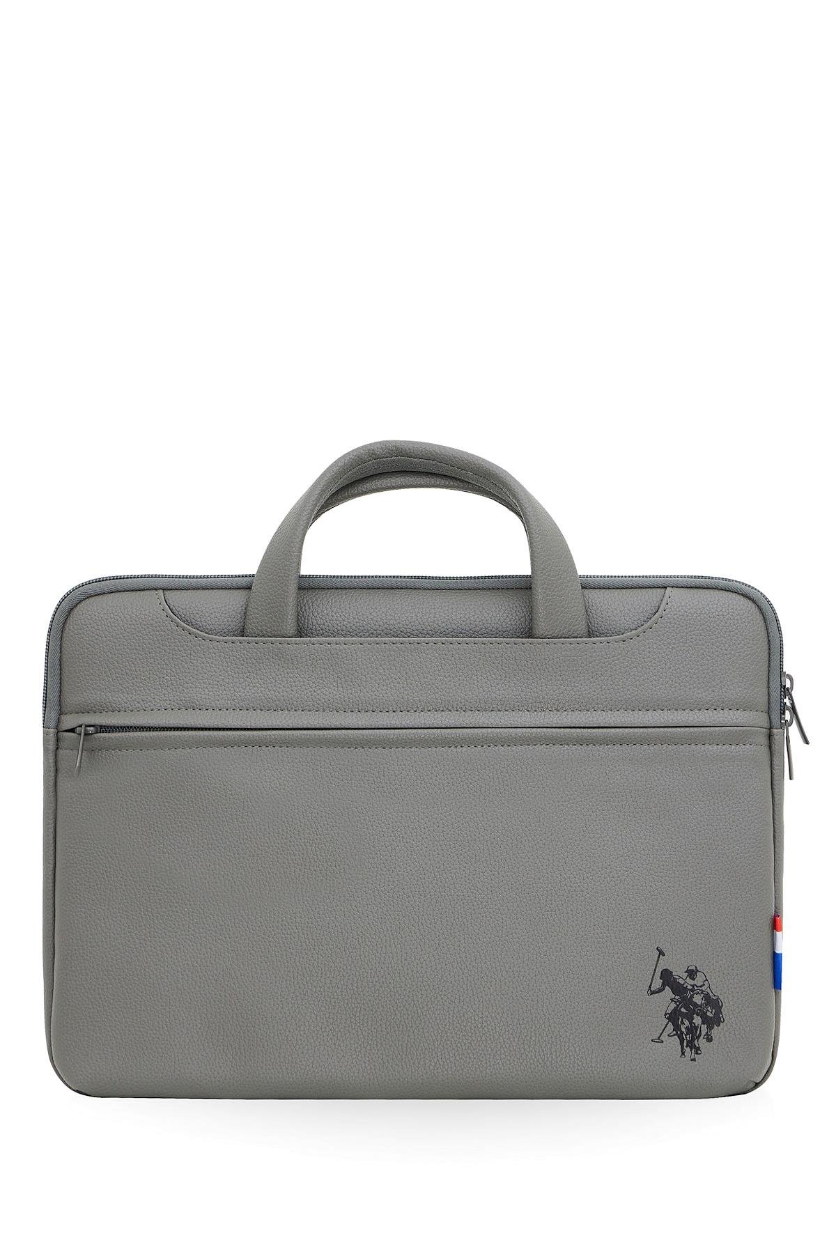 {U.S. Polo Assn.}