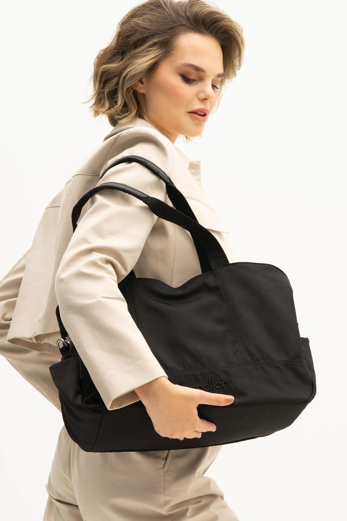 {United Colors of Benetton}