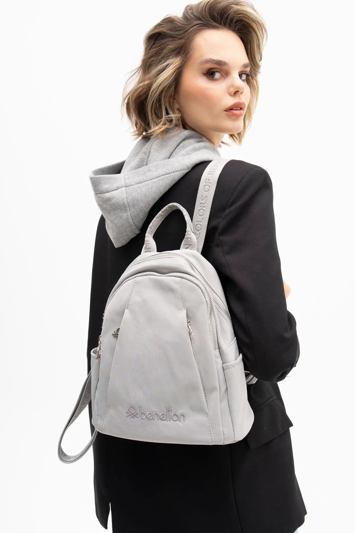 {United Colors of Benetton}