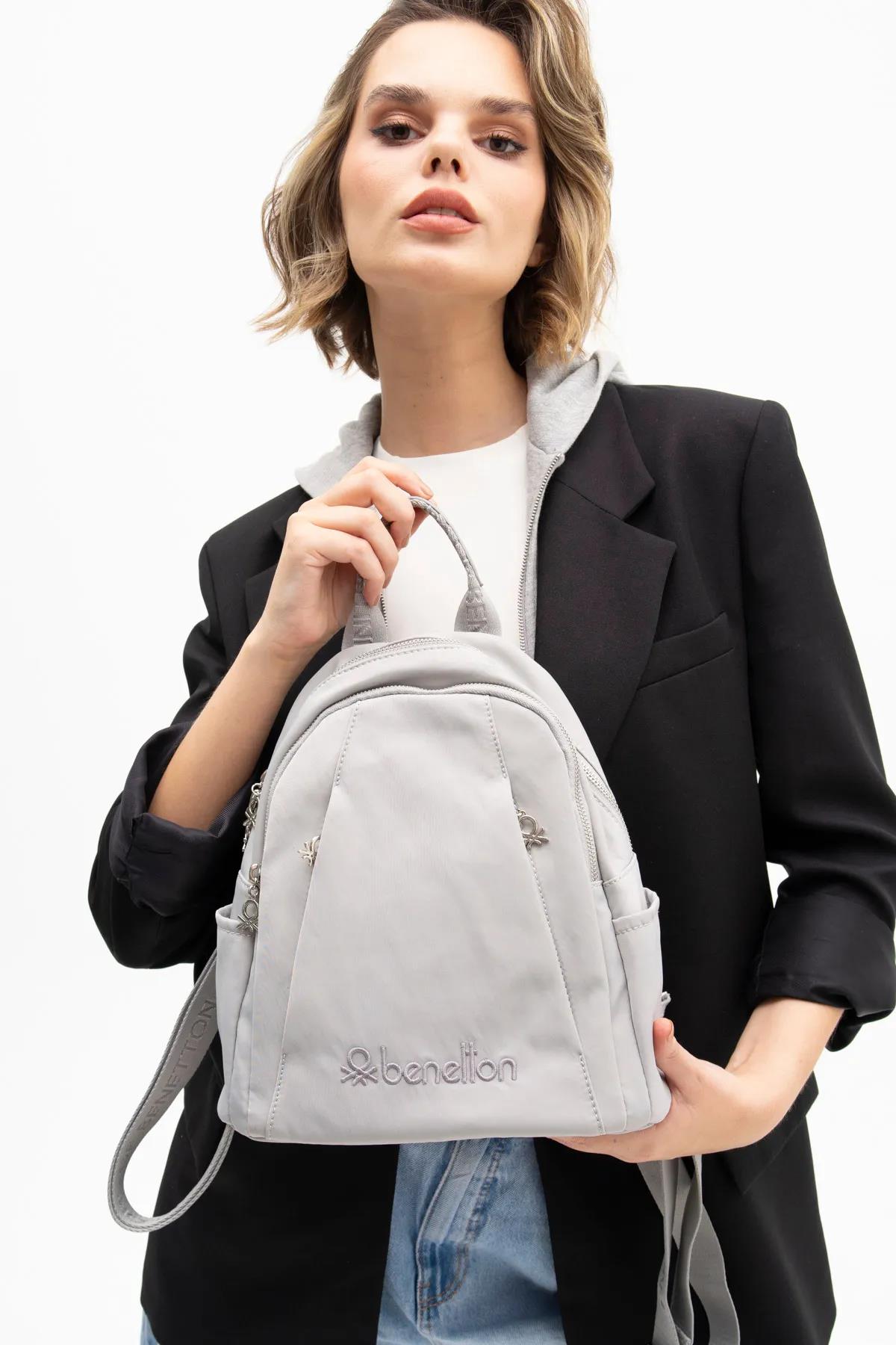 {United Colors of Benetton}