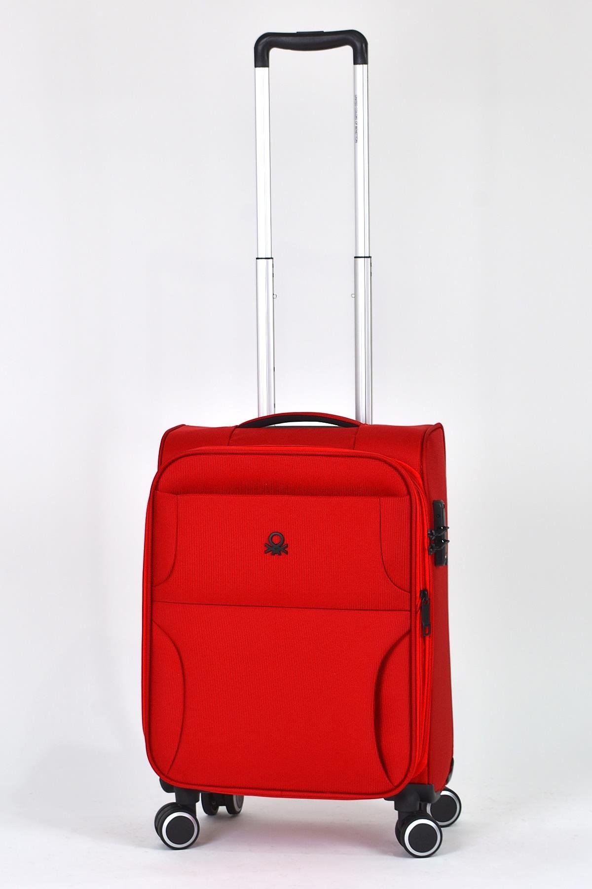 {United Colors of Benetton}