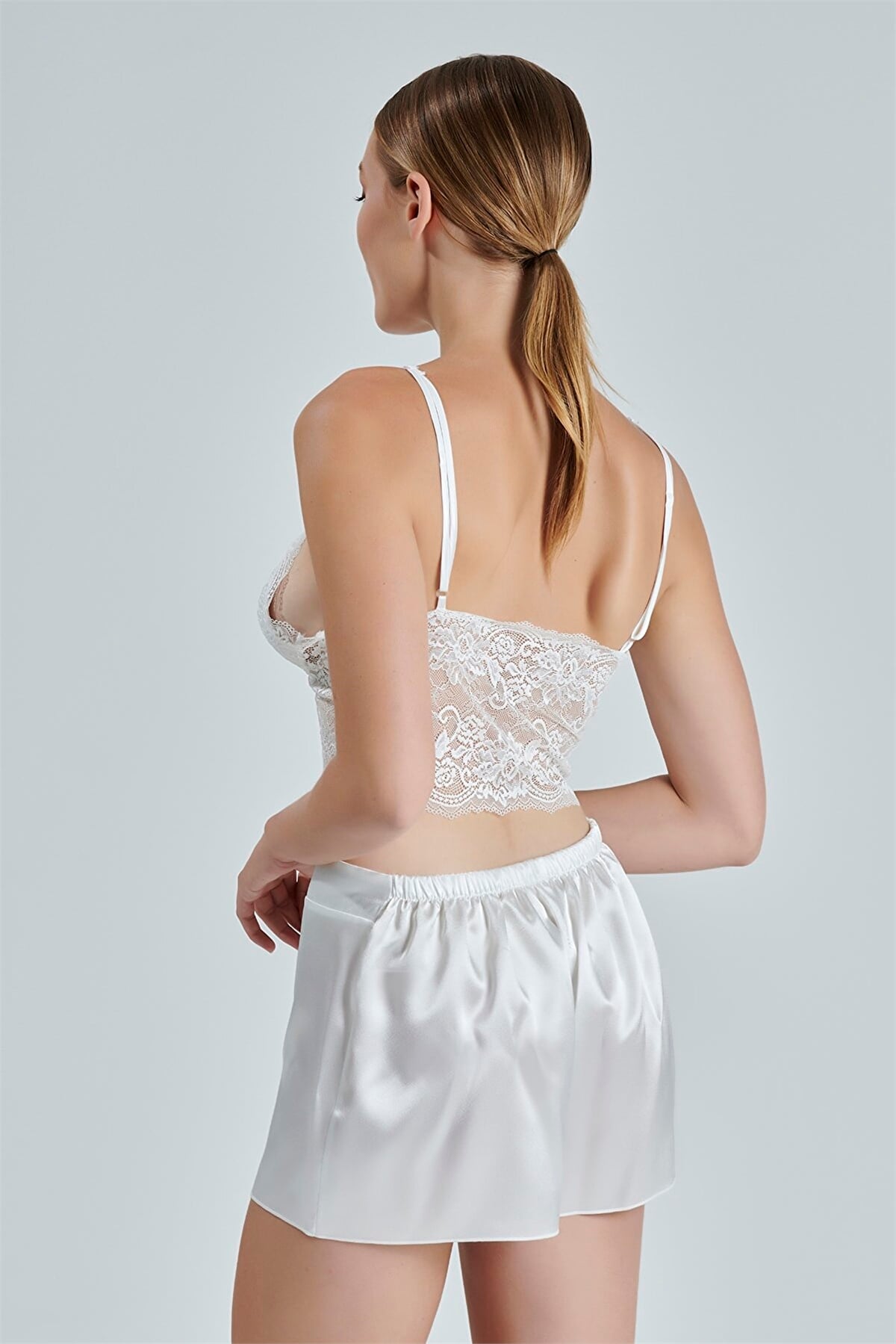 Saten Altılı SetlerAlissa 8620 Kadın Çeyizlik Saten 6'lı Set-Ekru | Pijamapazari.comAlissa 8620 Kadın Çeyizlik Saten 6'lı Set-Ekru