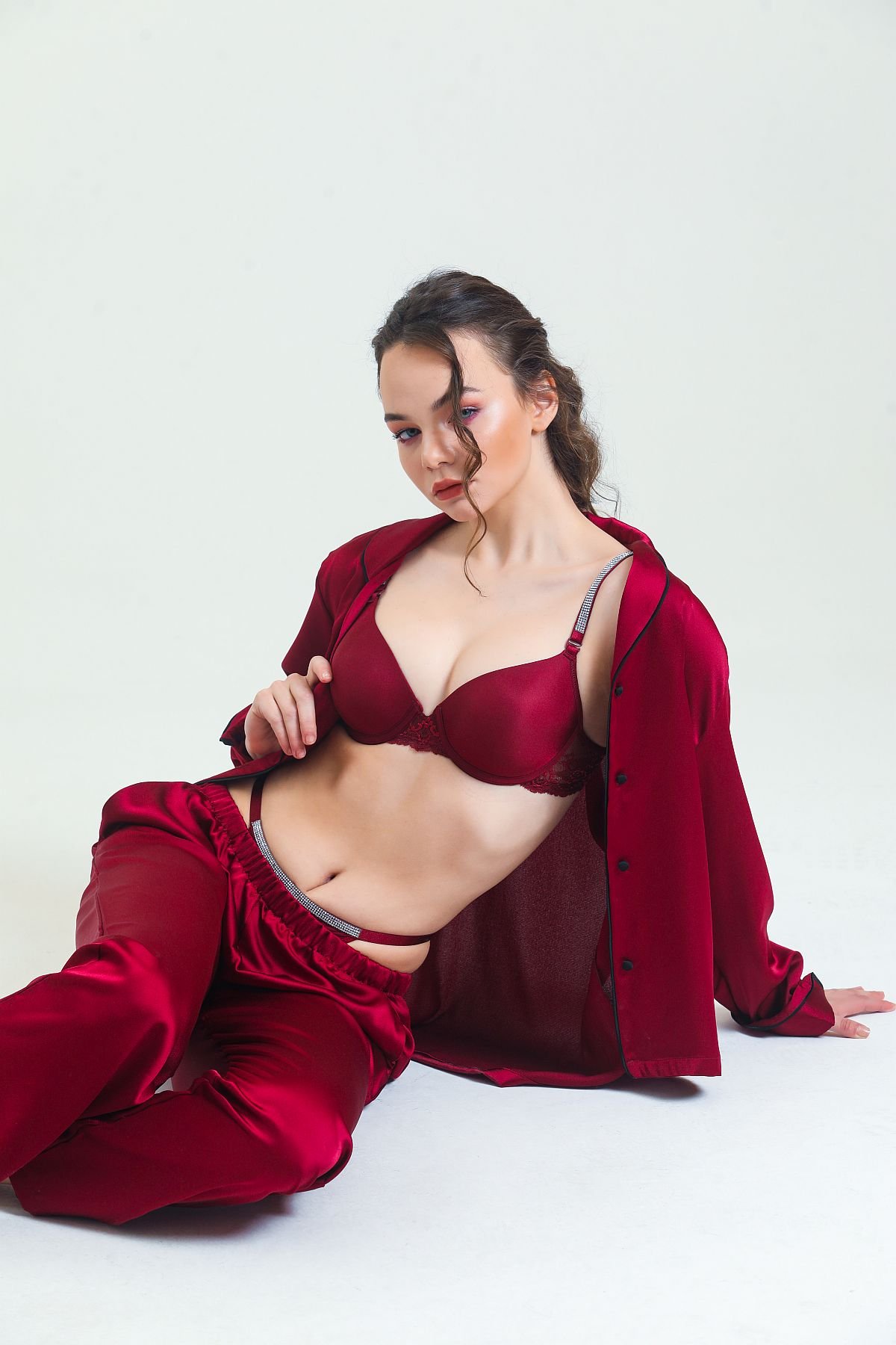 SütyenlerMagic Form 6389 Kadın Askısı Taşlı Dolgusuz Süngerli Dantelli Sütyen-Bordo | Pijamapazari.comMagic Form 6389 Kadın Askısı Taşlı Dolgusuz Süngerli Dantelli Sütyen-Bordo