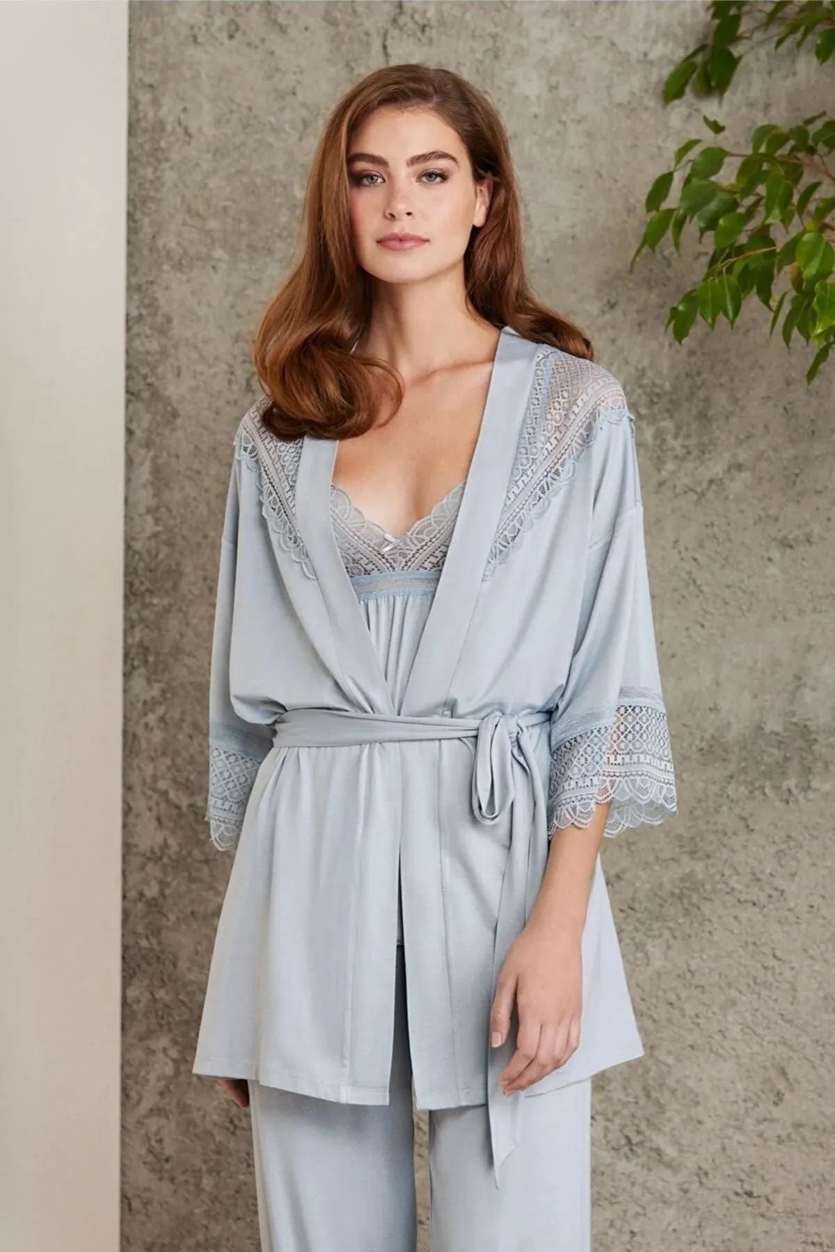 Sabahlıklı Pijama TakımlarPierre Cardin 2820 Kadın Penye Dantelli Sabahlıklı Pijama Takım-Mist | Pijamapazari.comPierre Cardin 2820 Kadın Penye Dantelli Sabahlıklı Pijama Takım-Mist