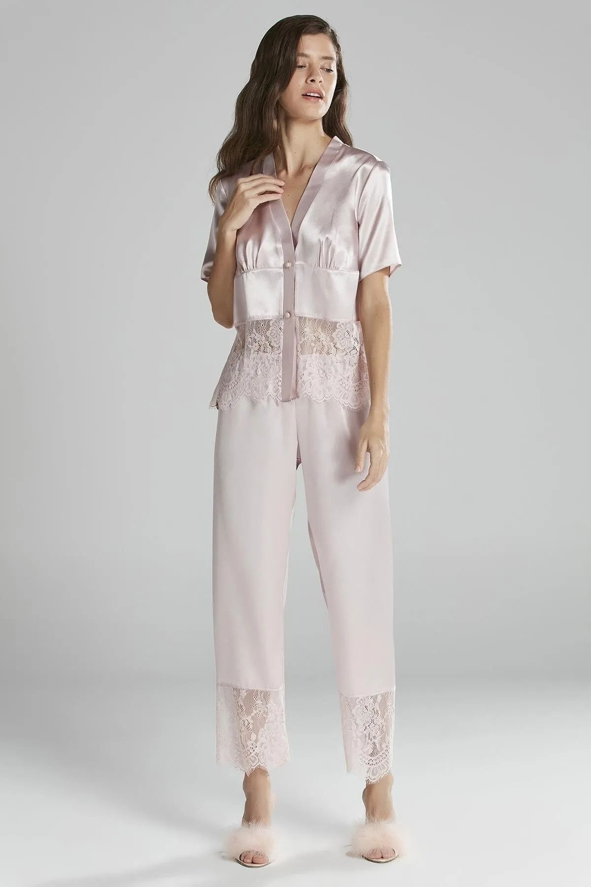 Saten Altılı SetlerPierre Cardin 6015 Kadın Dantelli Saten 6'lı Set-Pudra | Pijamapazari.comPierre Cardin 6015 Kadın Dantelli Saten 6'lı Set-Pudra