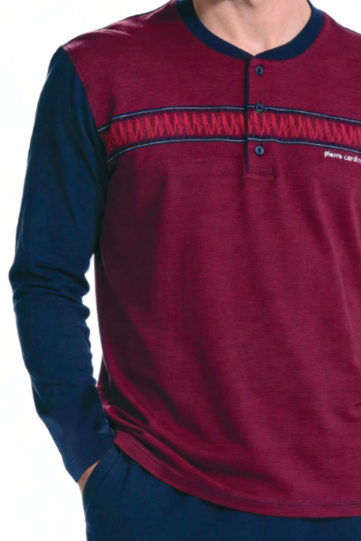 PijamalarHG8757575840548 Pijamapazarı.com'da. Uygun fiyat seçenekleri ile sipariş verebilirsiniz.Pierre Cardin 6141 Erkek Uzun kollu Yakası Düğmeli Jakarlı Pijama Takımı-Bordo
