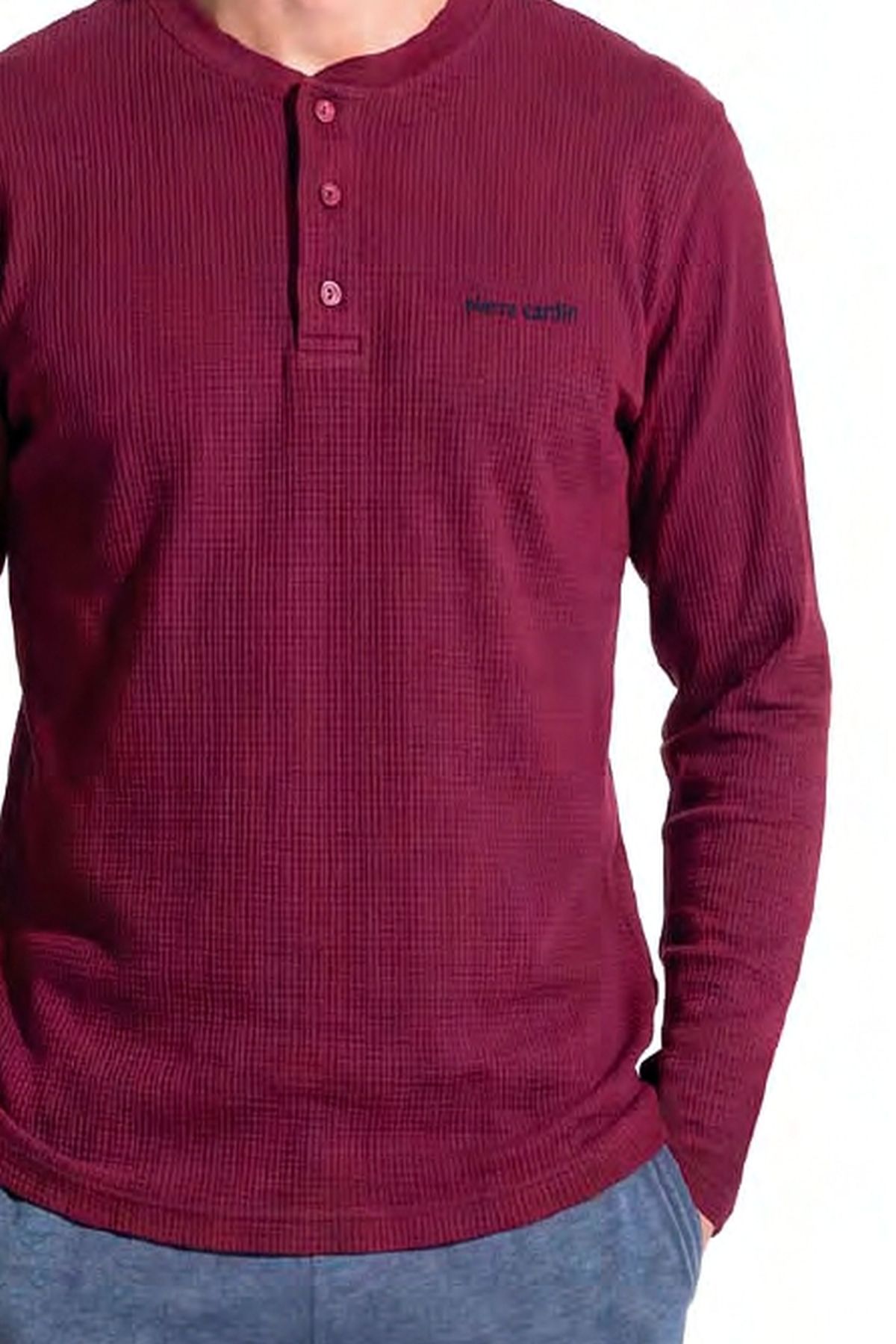 PijamalarHG8757575840768 Pijamapazarı.com'da. Uygun fiyat seçenekleri ile sipariş verebilirsiniz.Pierre Cardin 6144 Erkek Uzun kollu Yakası Düğmeli Pijama Takımı-Bordo