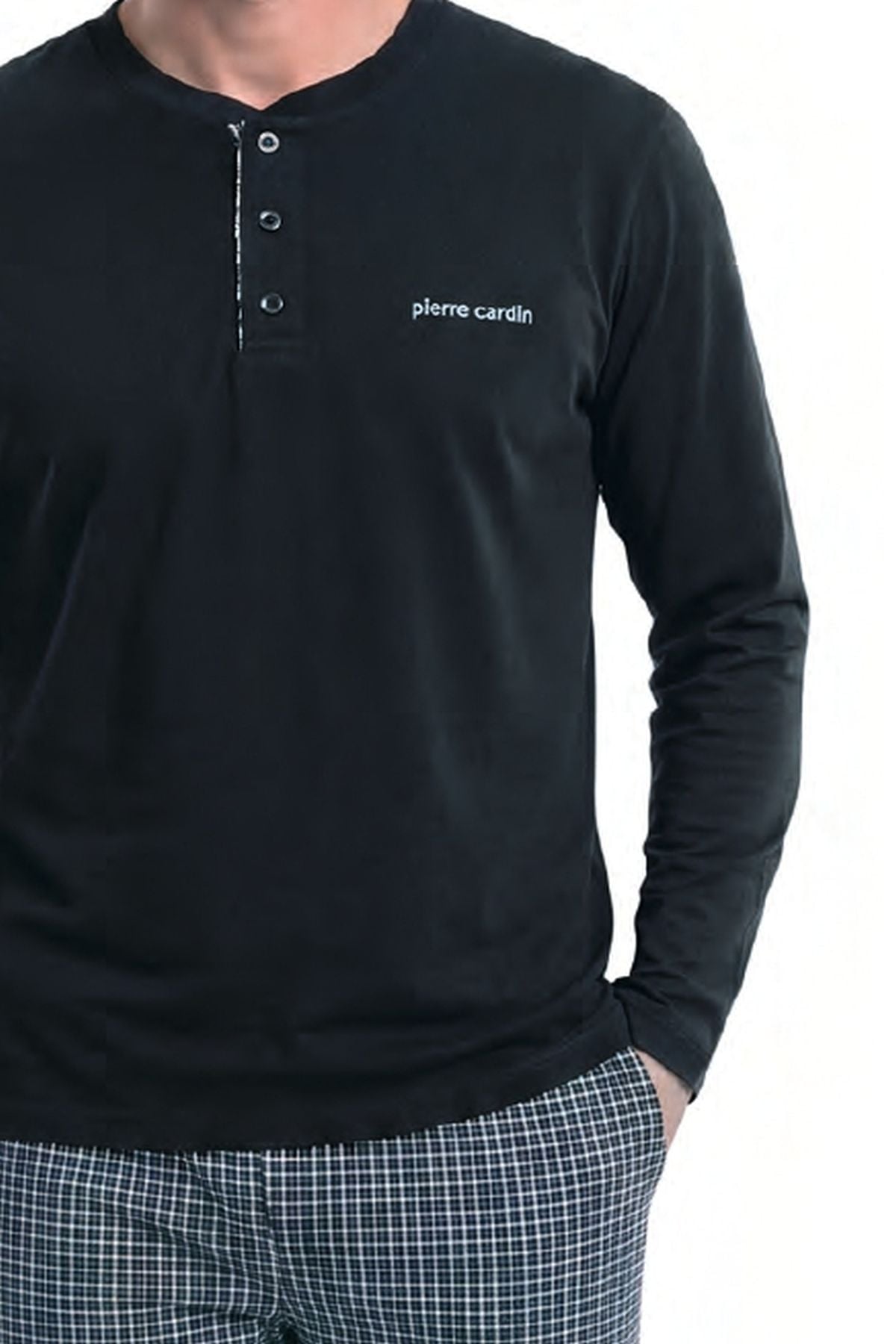 PijamalarHG8757575840683 Pijamapazarı.com'da. Uygun fiyat seçenekleri ile sipariş verebilirsiniz.Pierre Cardin 6146 Erkek Uzun kollu Yakası Düğmeli Pijama Takımı-Siyah