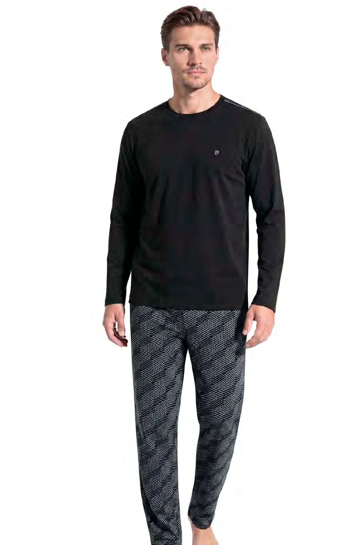 PijamalarHG8757575840723 Pijamapazarı.com'da. Uygun fiyat seçenekleri ile sipariş verebilirsiniz.Pierre Cardin 6149 Erkek Uzun Kollu Bisiklet Yaka Pijama Takımı -Siyah