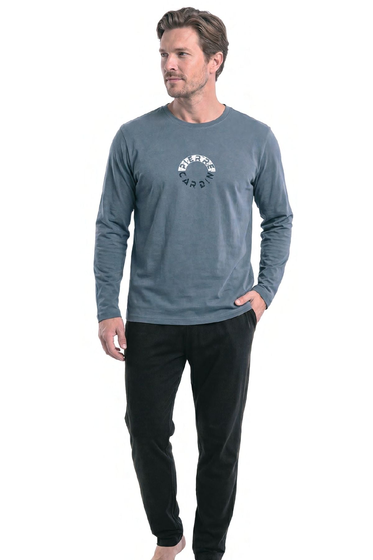 PijamalarHG8757575840678 Pijamapazarı.com'da. Uygun fiyat seçenekleri ile sipariş verebilirsiniz.Pierre Cardin 6155 Erkek Uzun Kollu Bisiklet Yaka Pijama Takımı -Gri