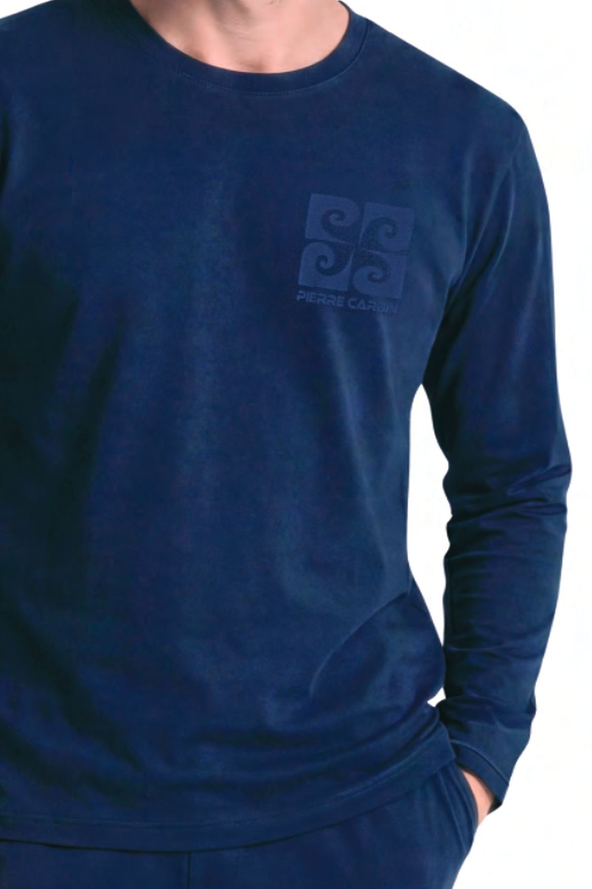 PijamalarHG8757575840733 Pijamapazarı.com'da. Uygun fiyat seçenekleri ile sipariş verebilirsiniz.Pierre Cardin 6156 Erkek Uzun Kollu Bisiklet Yaka Pijama Takımı -Lacivert