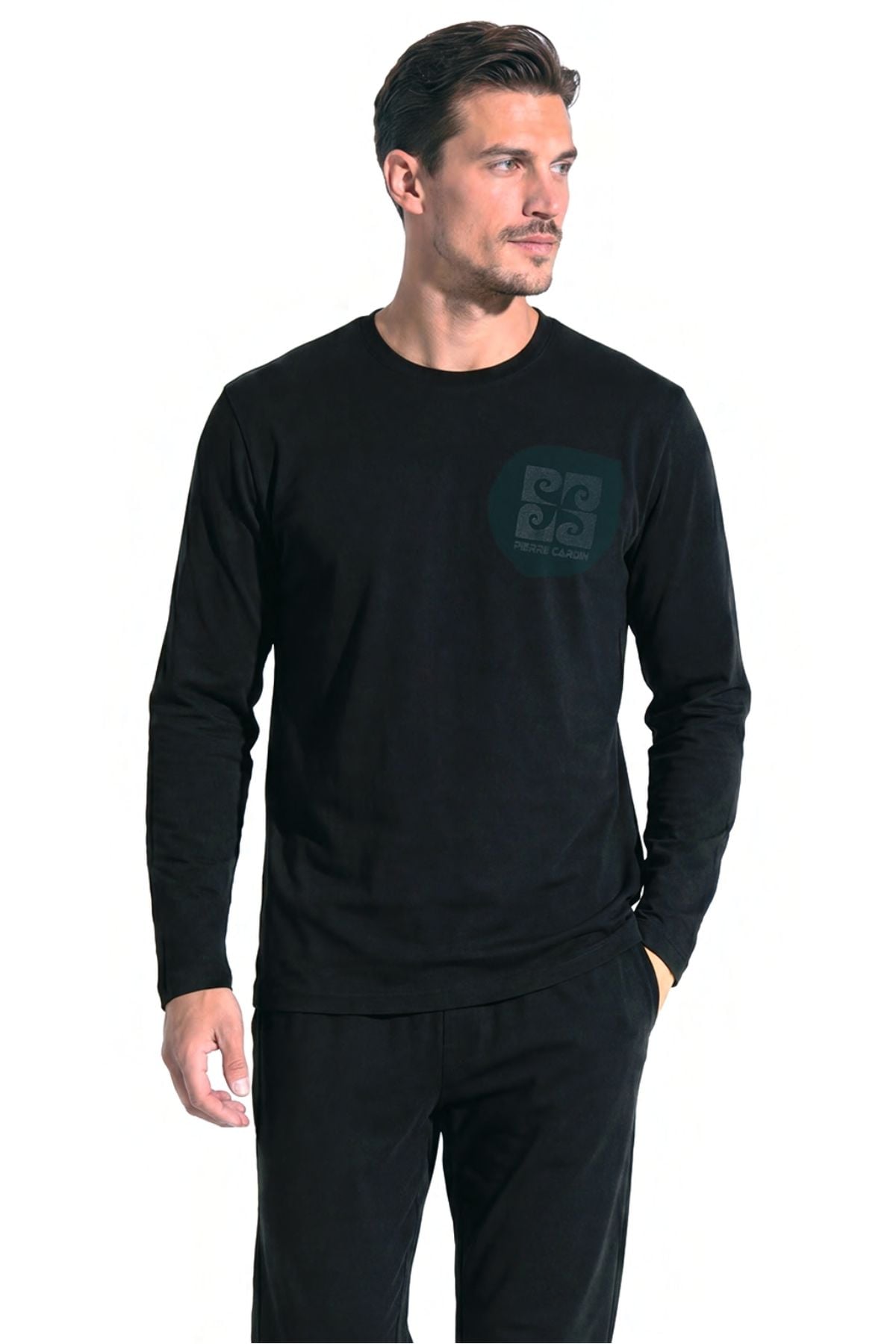 PijamalarHG8757575840743 Pijamapazarı.com'da. Uygun fiyat seçenekleri ile sipariş verebilirsiniz.Pierre Cardin 6156 Erkek Uzun Kollu Bisiklet Yaka Pijama Takımı -Siyah