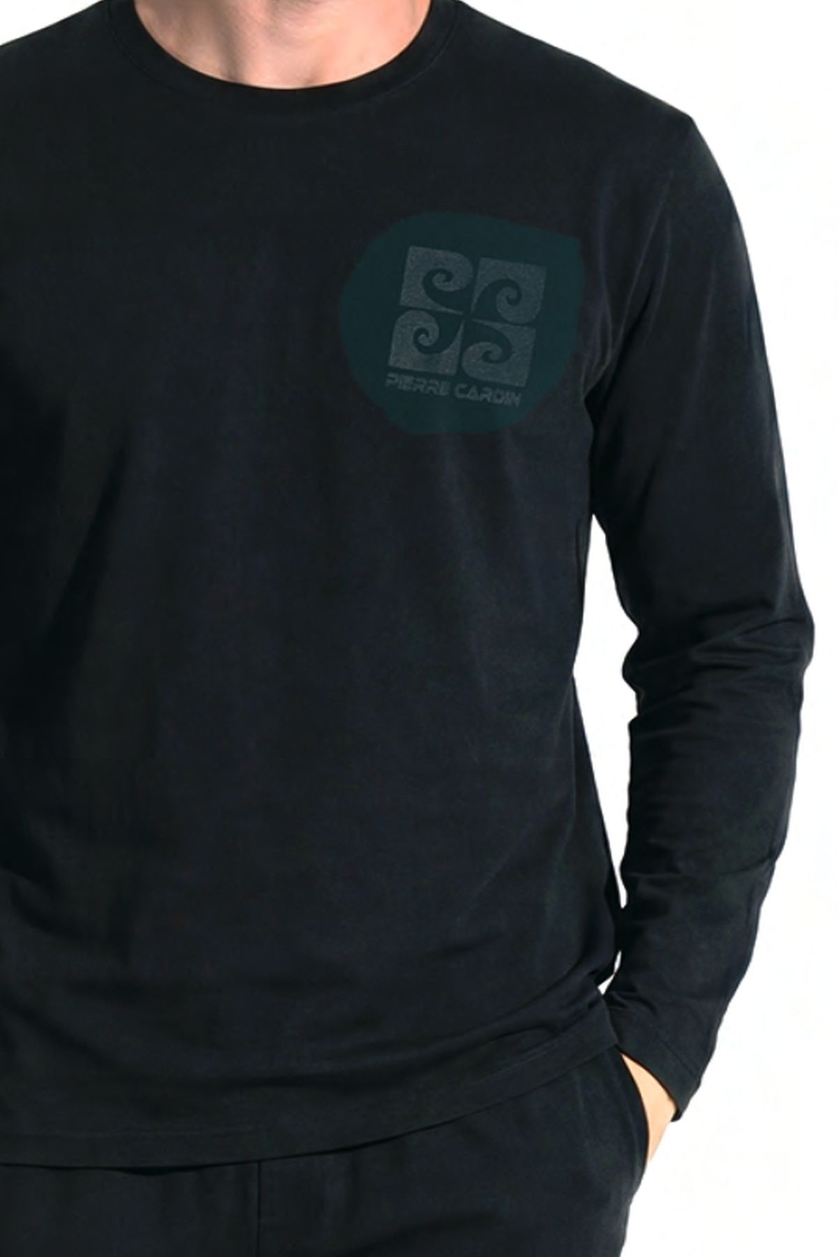 PijamalarHG8757575840743 Pijamapazarı.com'da. Uygun fiyat seçenekleri ile sipariş verebilirsiniz.Pierre Cardin 6156 Erkek Uzun Kollu Bisiklet Yaka Pijama Takımı -Siyah