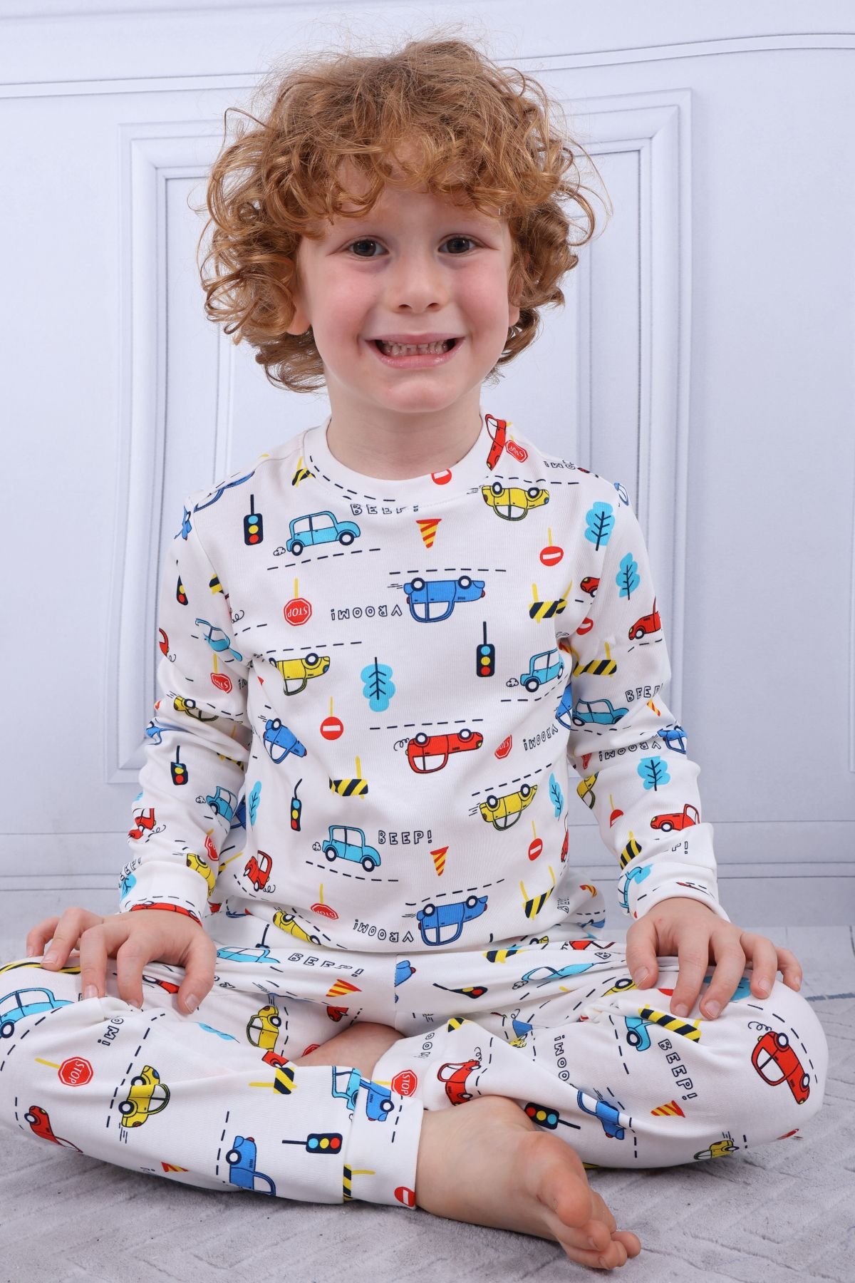 PijamalarTiril Tiril 104 Erkek Çocuk Uzun Kollu Bisiklet Yaka Pijama Takım-Beyaz | Pijamapazari.comTiril Tiril 104 Erkek Çocuk Uzun Kollu Bisiklet Yaka Pijama Takım-Beyaz
