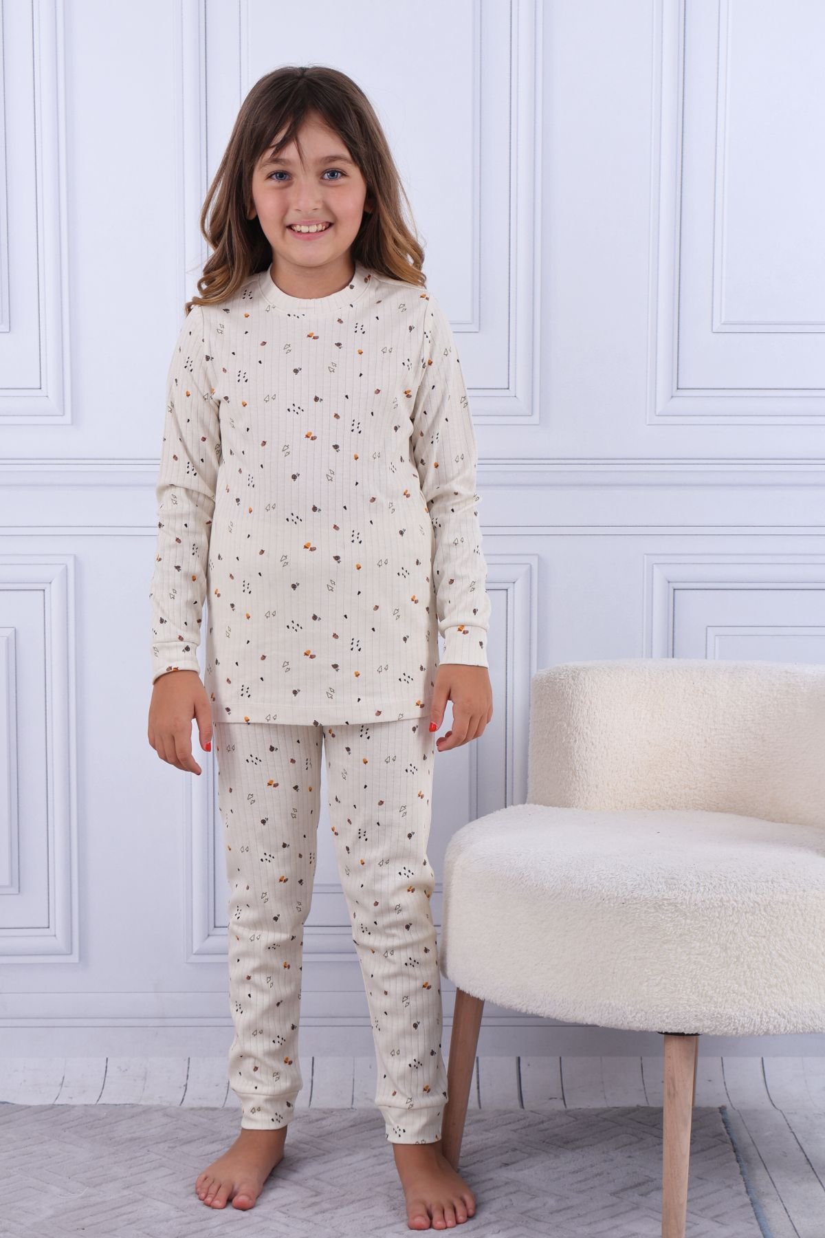 Uyku GiyimTiril Tiril 106 Kız Çocuk Uzun Kollu Bisiklet Yaka Pijama Takım-Ekru | Pijamapazari.comTiril Tiril 106 Kız Çocuk Uzun Kollu Bisiklet Yaka Pijama Takım-Ekru