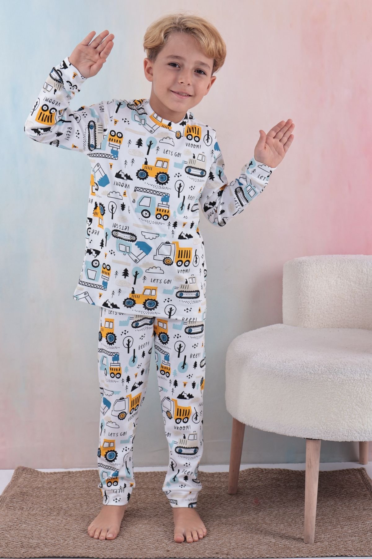 PijamalarTiril Tiril 109 Erkek Çocuk Uzun Kollu Bisiklet Yaka Pijama Takım-Beyaz | Pijamapazari.comTiril Tiril 109 Erkek Çocuk Uzun Kollu Bisiklet Yaka Pijama Takım-Beyaz