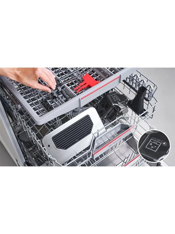 Bosch TPE40307 Tam Otomatik Kahve Makinesi VeroCafe Metalik Inoks Gümüş, Piyano Siyah, Su Tankı