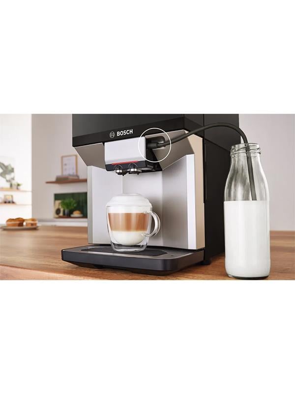 Bosch TPE40307 Tam Otomatik Kahve Makinesi VeroCafe Metalik Inoks Gümüş, Piyano Siyah, Su Tankı