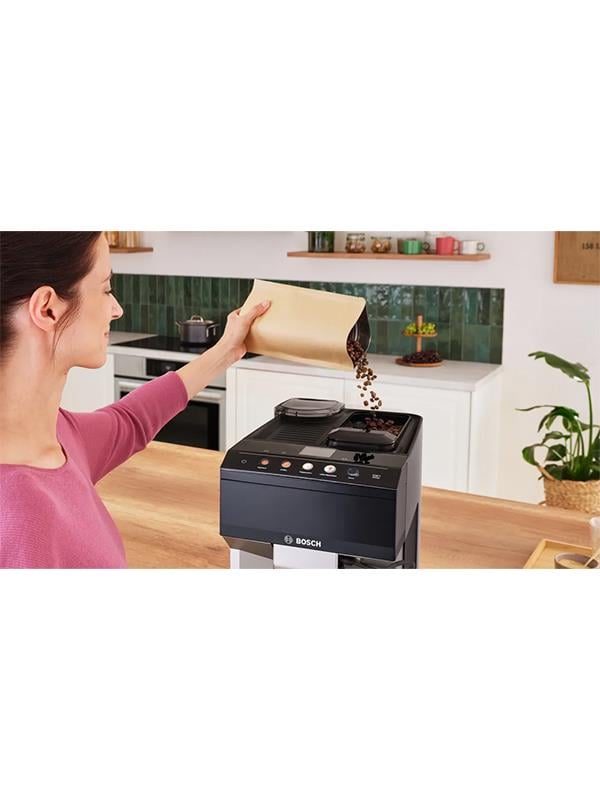 Bosch TPE40307 Tam Otomatik Kahve Makinesi VeroCafe Metalik Inoks Gümüş, Piyano Siyah, Su Tankı