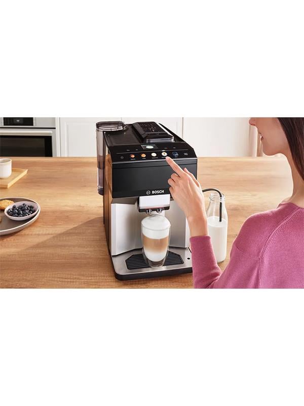 Bosch TPE40307 Tam Otomatik Kahve Makinesi VeroCafe Metalik Inoks Gümüş, Piyano Siyah, Su Tankı