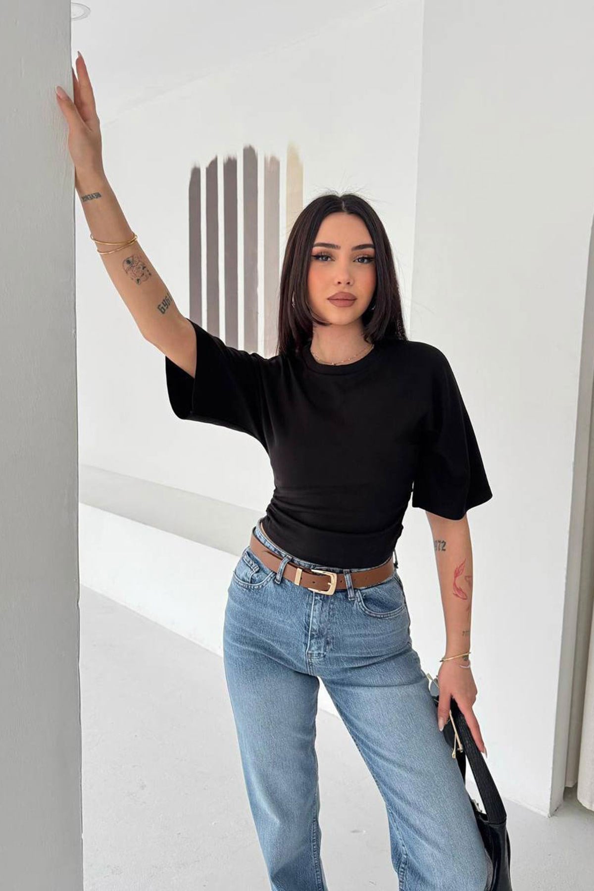 Bel Büzgü Detay Yarasa Kol T-shirt SİYAH