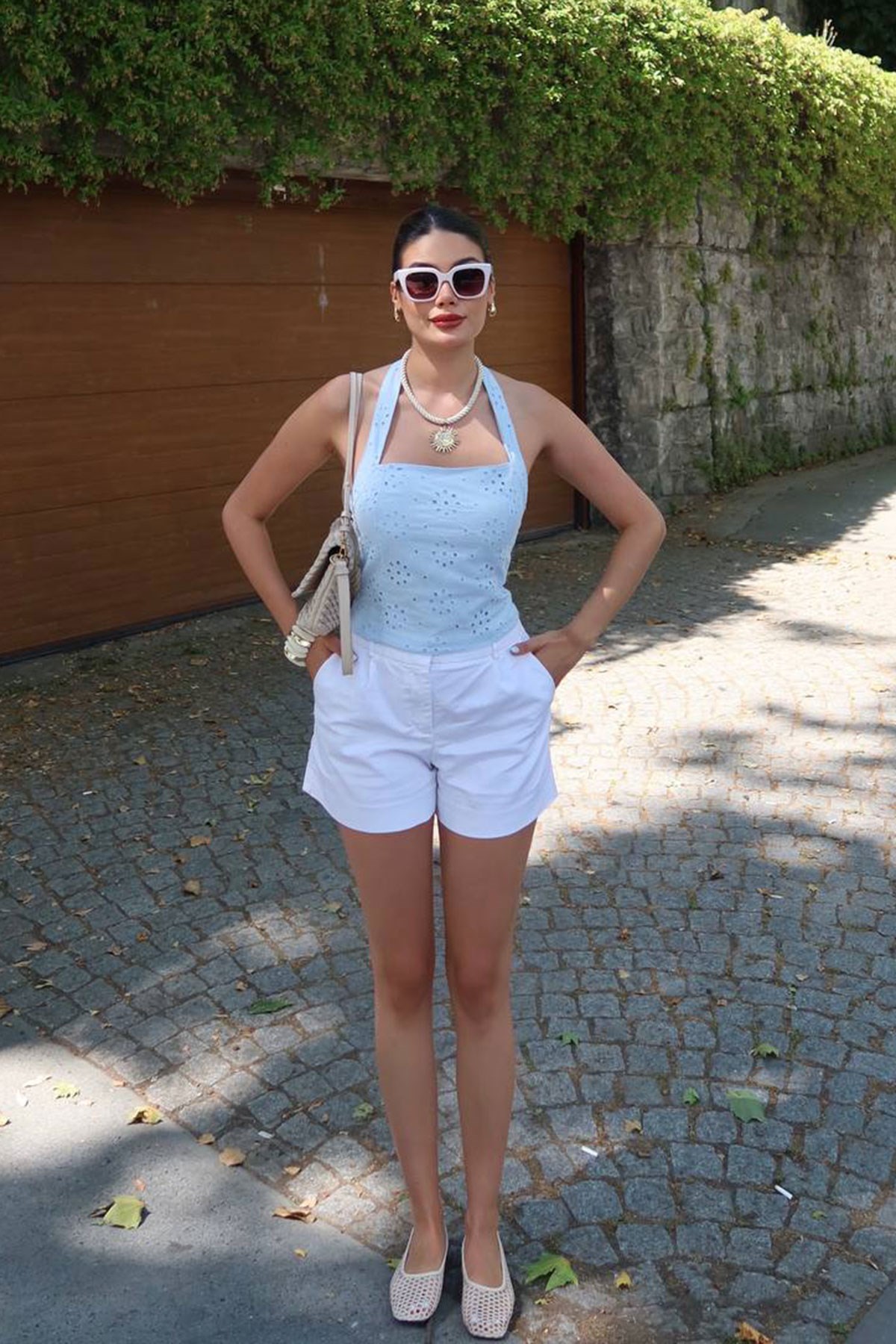 Brode Boyun Geçmeli Bluz Bebe Mavi