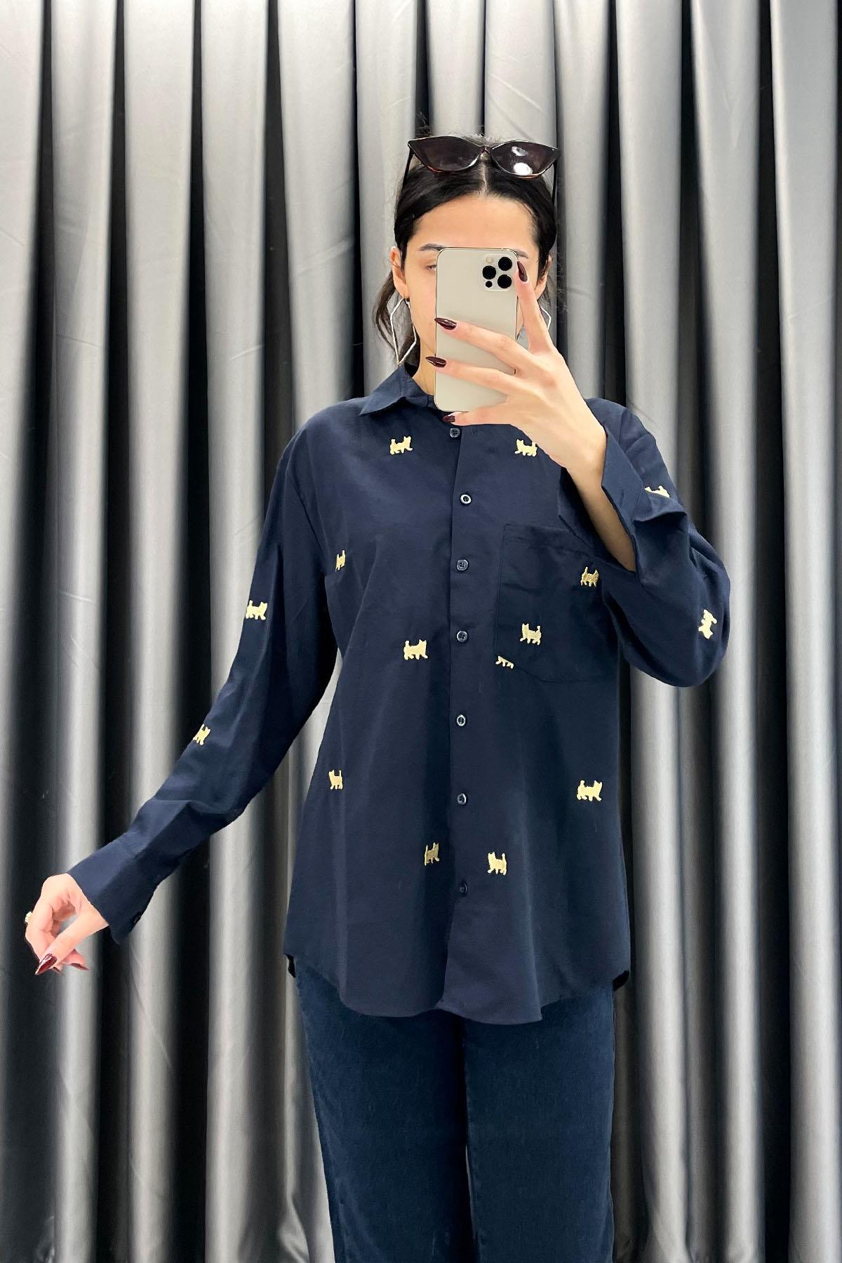 Kedi Nakış İşlemeli Basic Gömlek - Lacivert LACİVERT