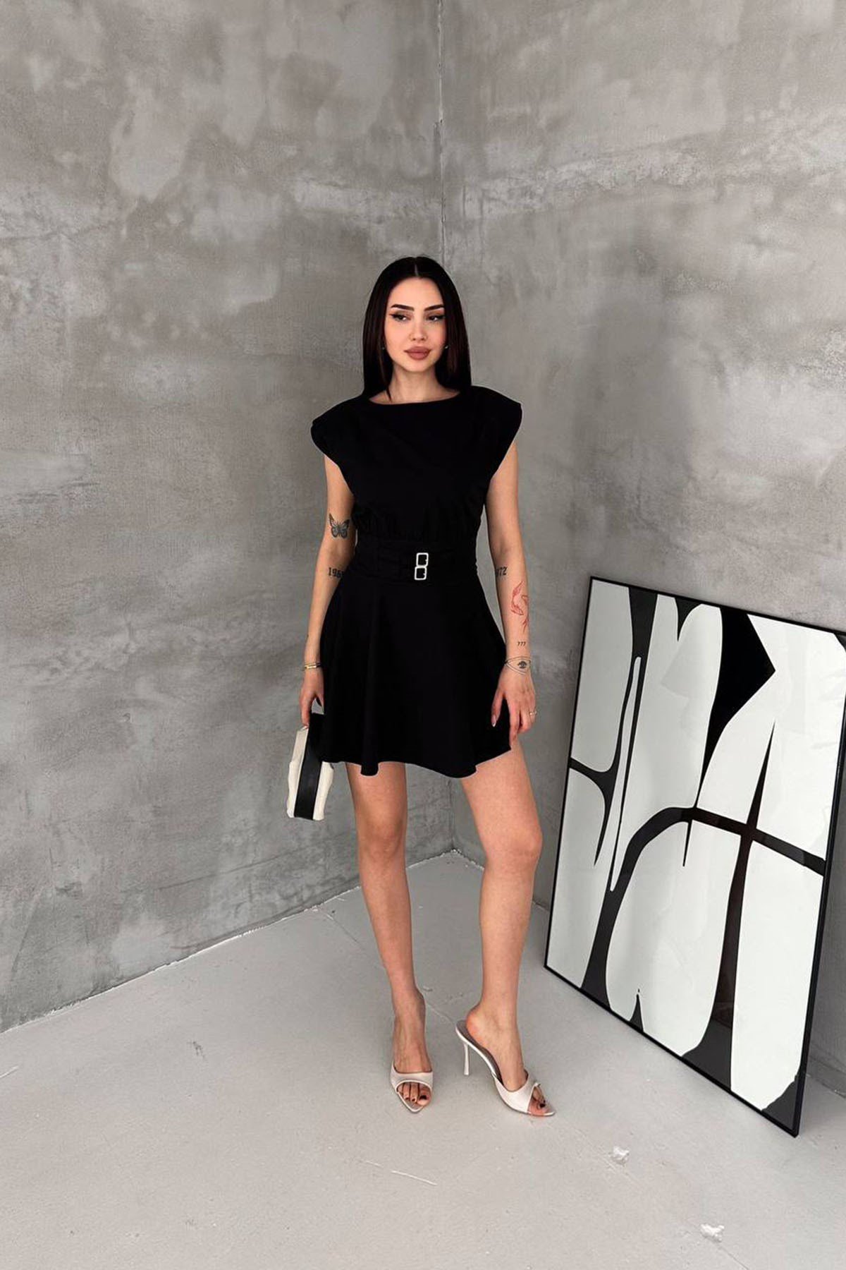 Kendinden Kemerli Mini Elbise SİYAH