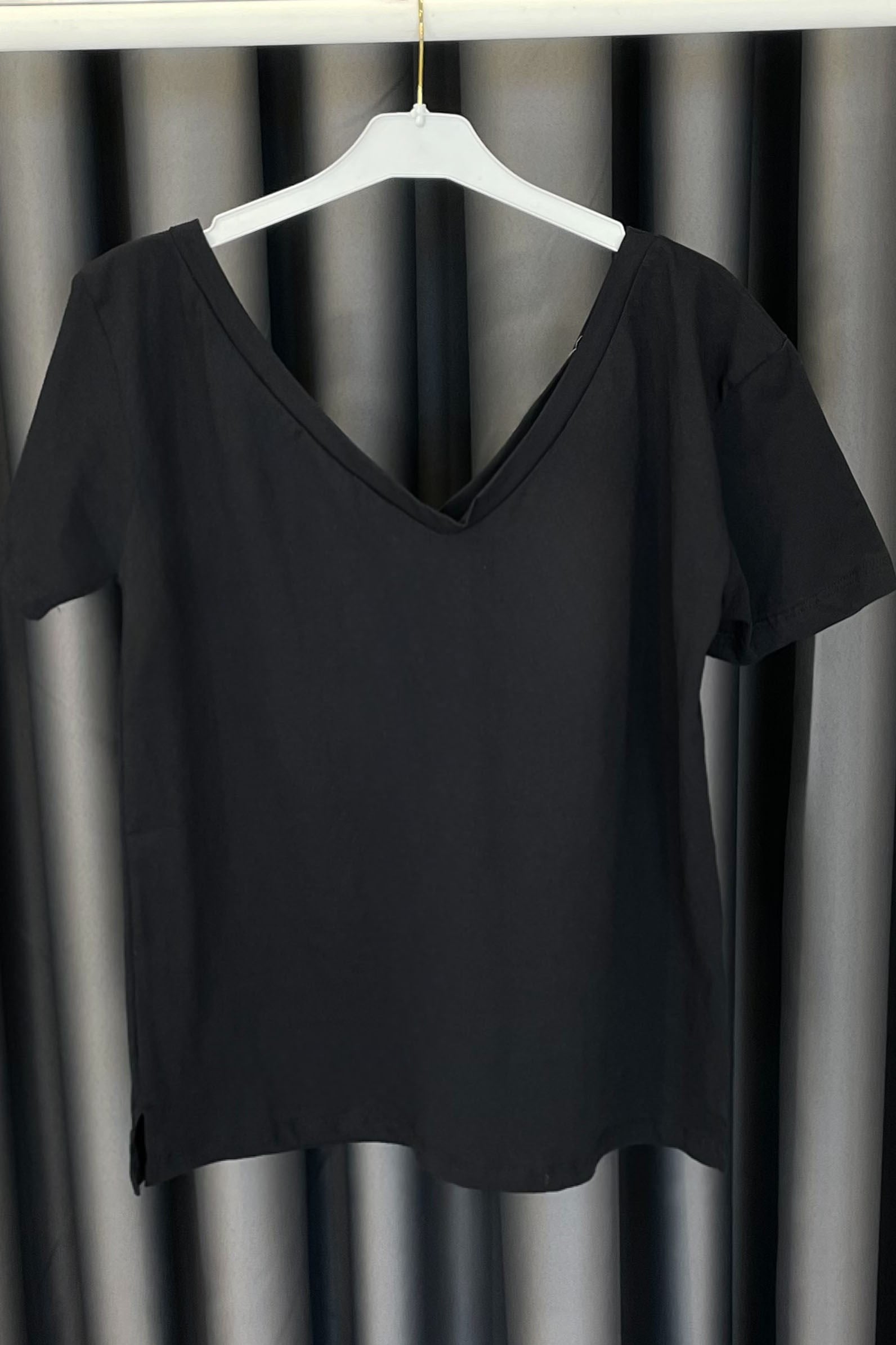 V Yaka Oversize Basic Tsihirt - Siyah SİYAH