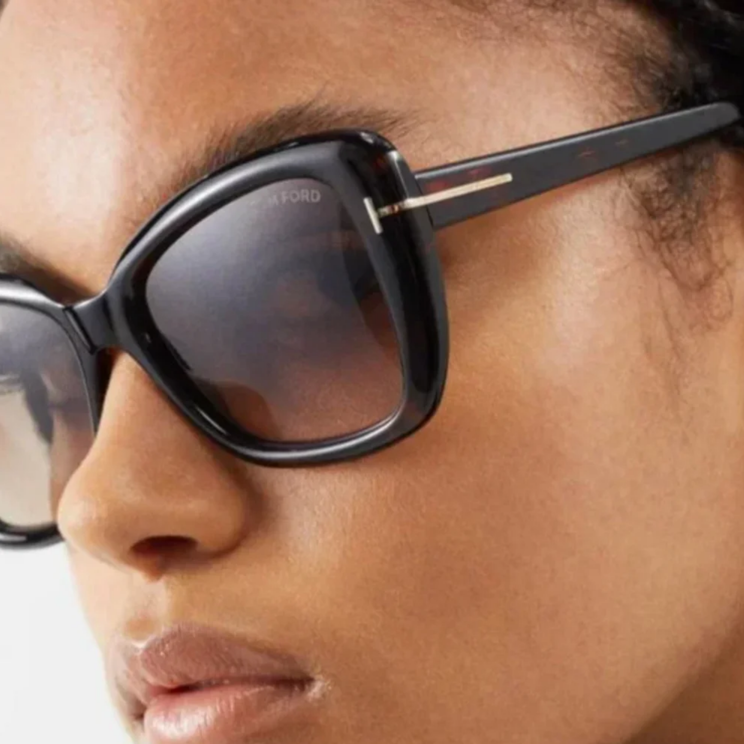 Tom FordKadın Güneş GözlüğüTF 1008 52F 55/17/140 G