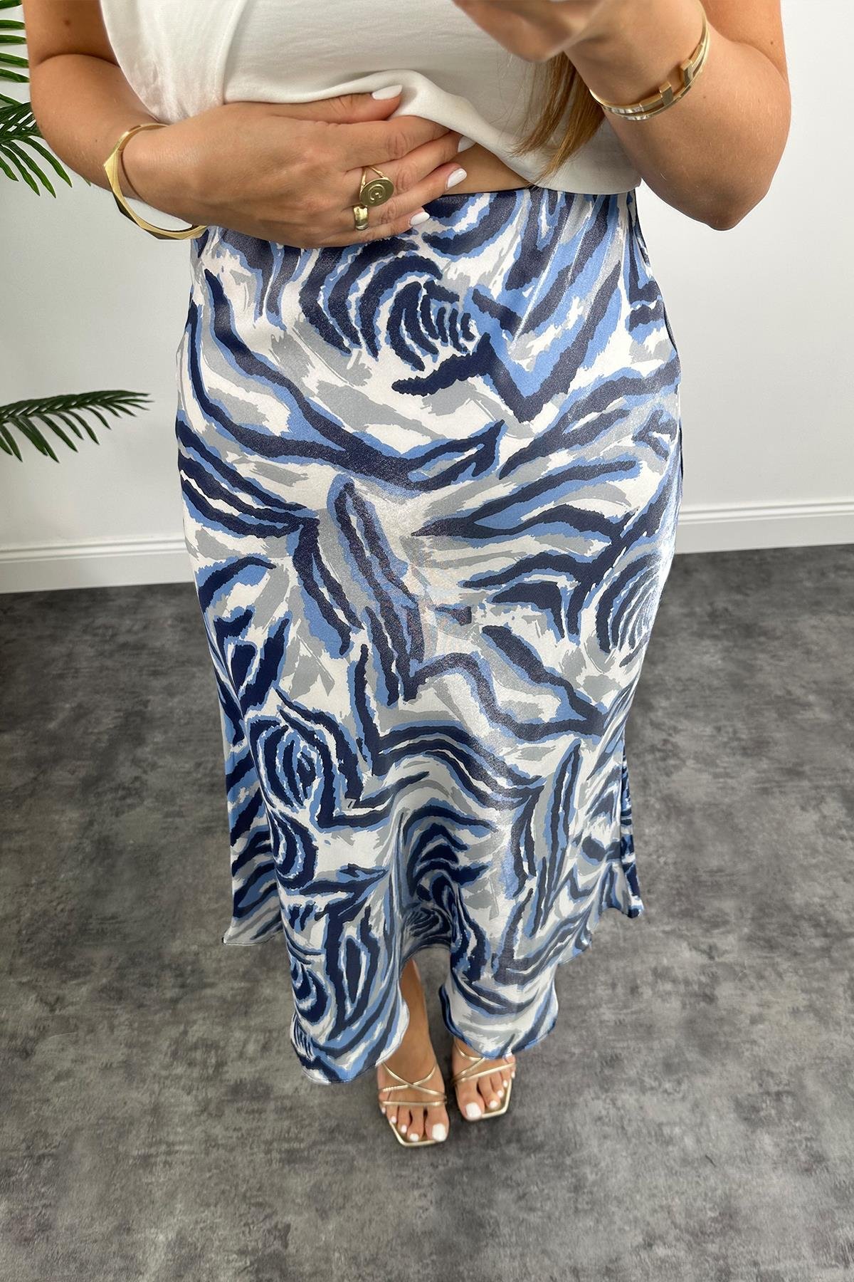 1. Sınıf Kalite Dışı Saten İçi Viskos Özel Dokulu Midi Boy Etek Mavi Beyaz Desenli