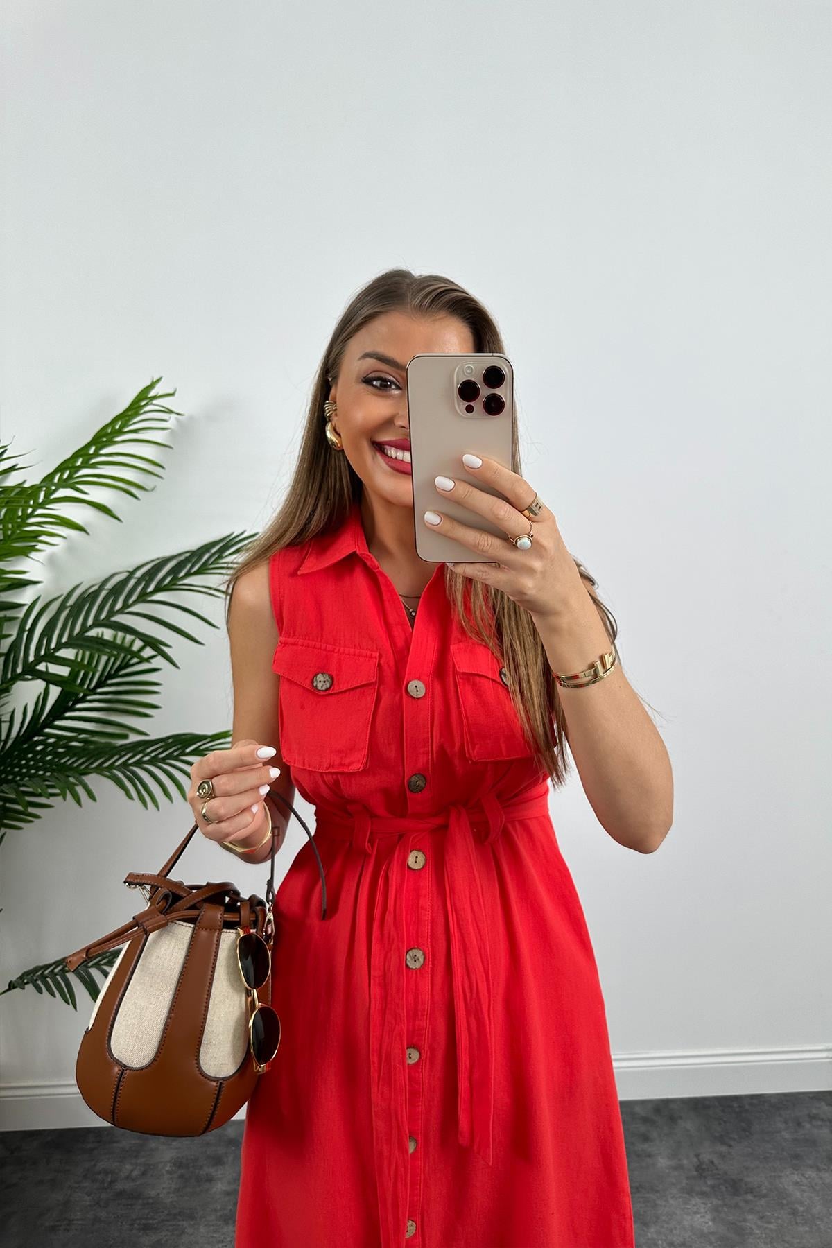 1. Sınıf Kalite Tok Keten Ahşap Düğmeli Midi Boy Elbise Mercan