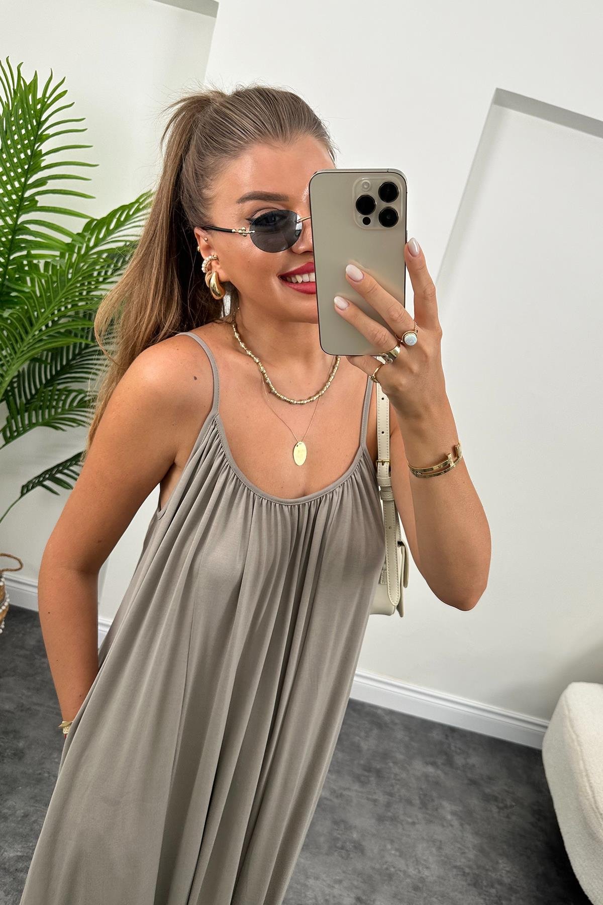 1. Sınıf Kalite İthal Oysho Kumaş Cepli Maxi Elbise Açık Vizon