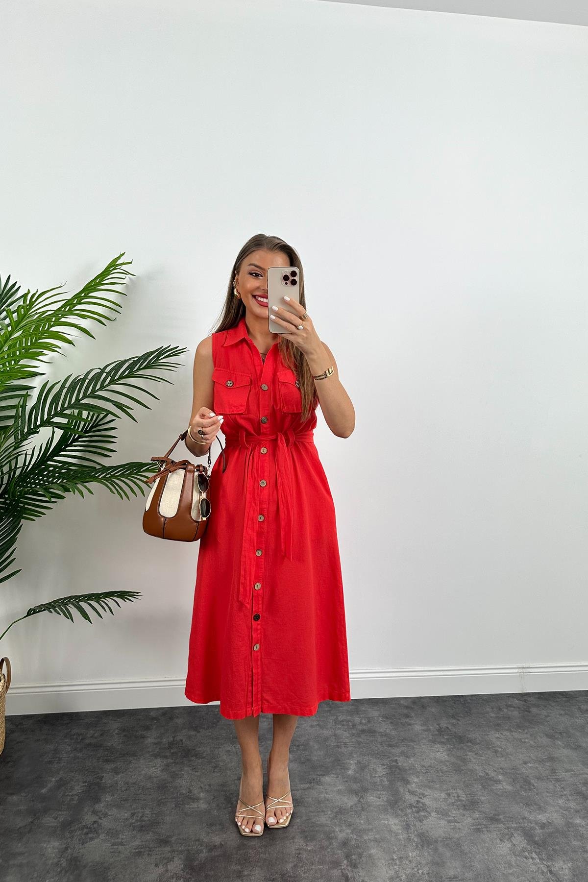 1. Sınıf Kalite Tok Keten Ahşap Düğmeli Midi Boy Elbise Mercan