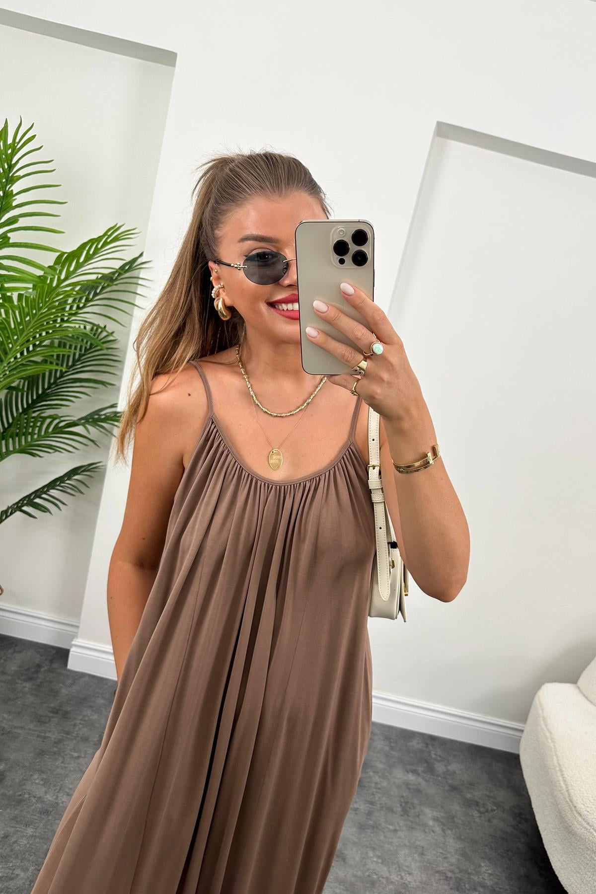 1. Sınıf Kalite İthal Oysho Kumaş Cepli Maxi Elbise Kahverengi