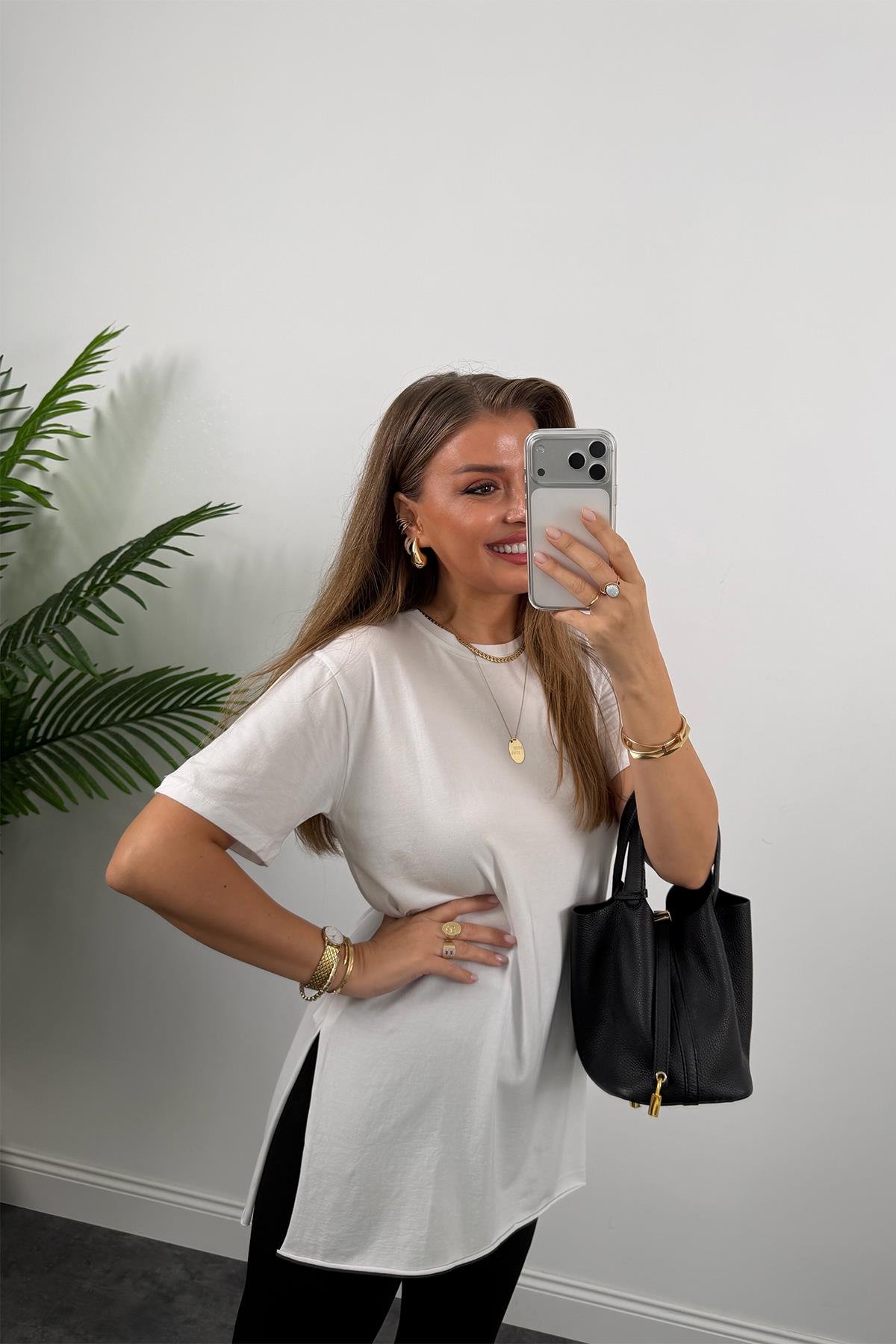 %100 Modal Kumaş Lüx Kalite Yırtmaçlı Salaş Basic Tshirt Beyaz