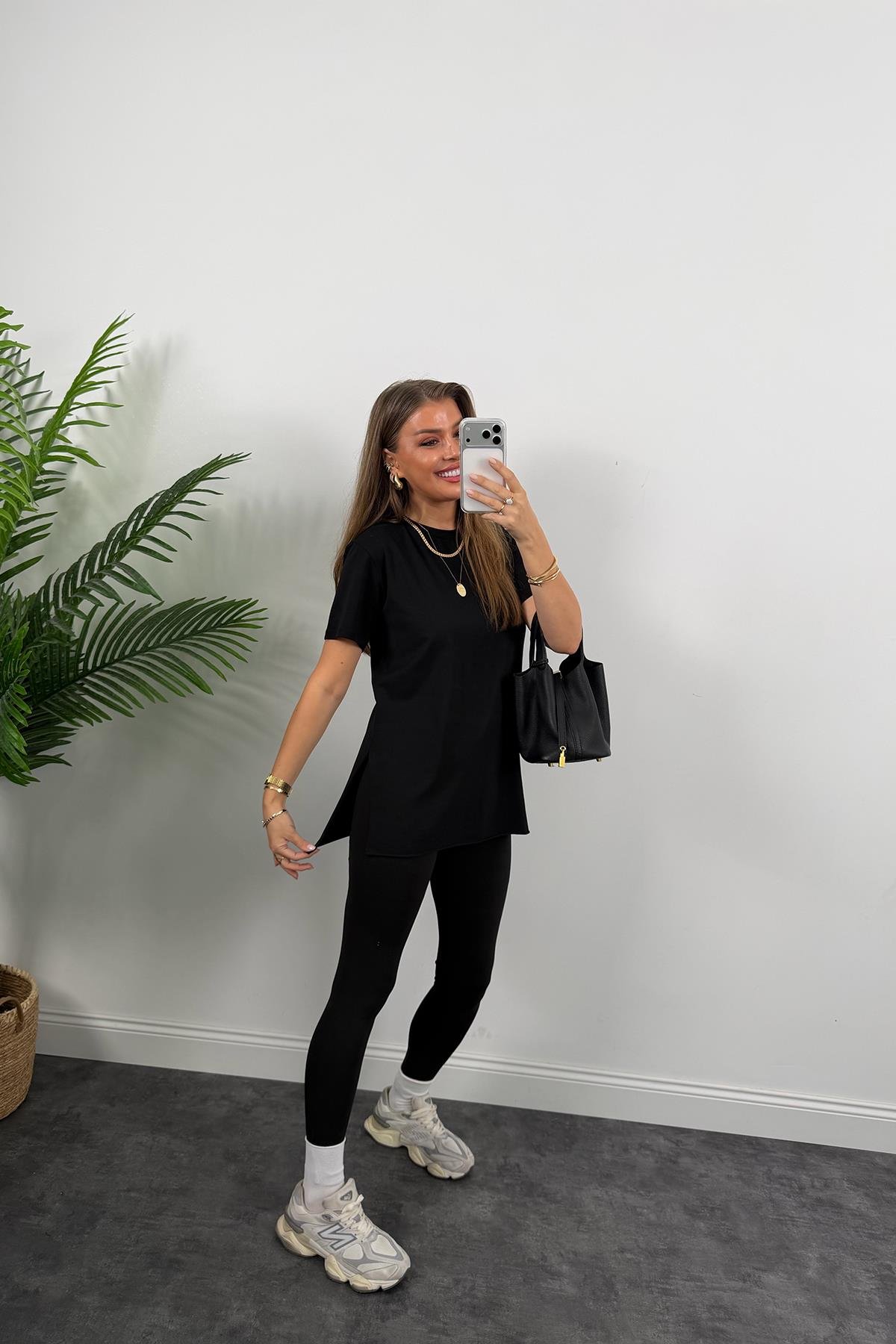 %100 Modal Kumaş Lüx Kalite Yırtmaçlı Salaş Basic Tshirt Siyah