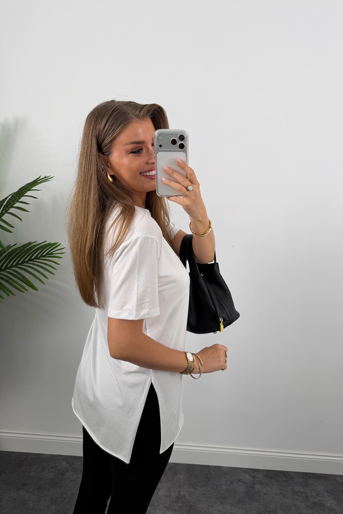 %100 Modal Kumaş Lüx Kalite Yırtmaçlı Salaş Basic Tshirt Beyaz