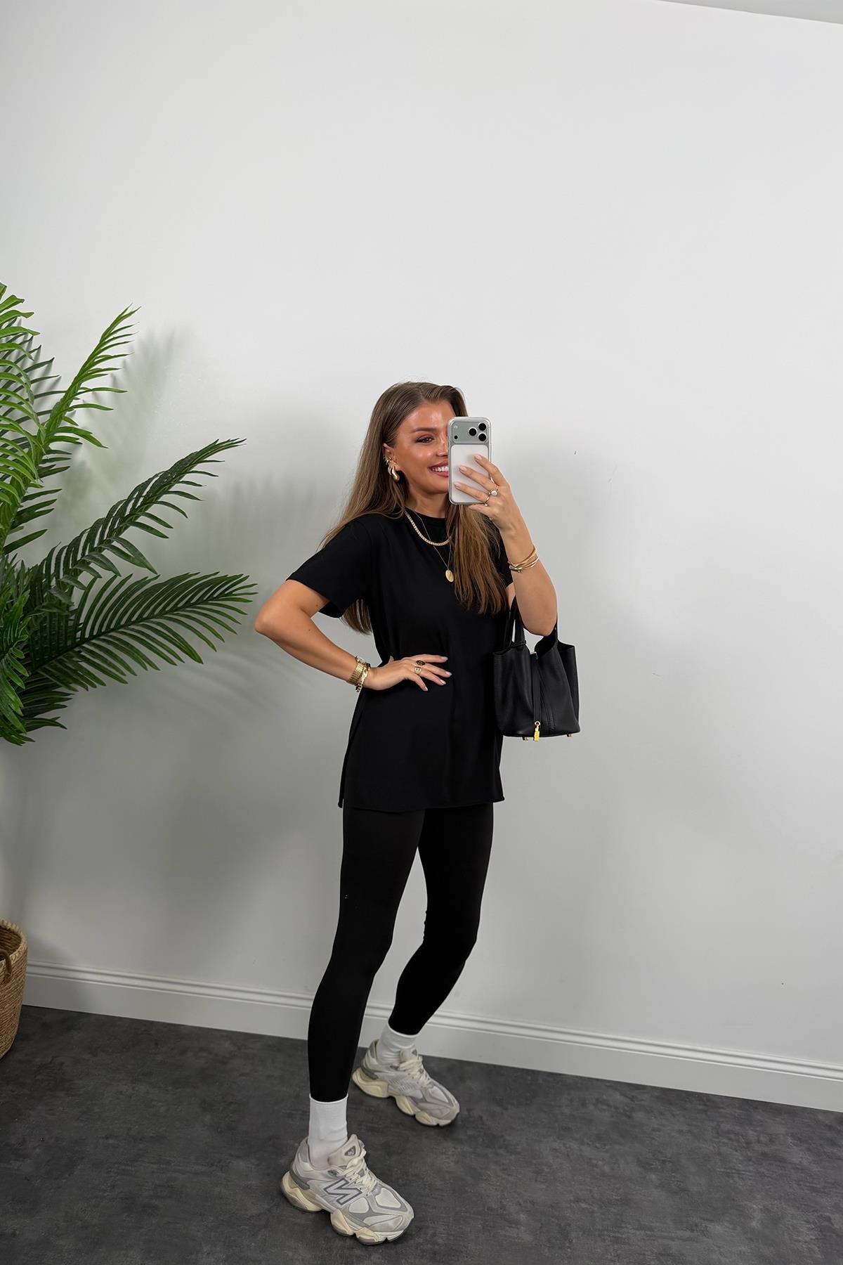 %100 Modal Kumaş Lüx Kalite Yırtmaçlı Salaş Basic Tshirt Siyah