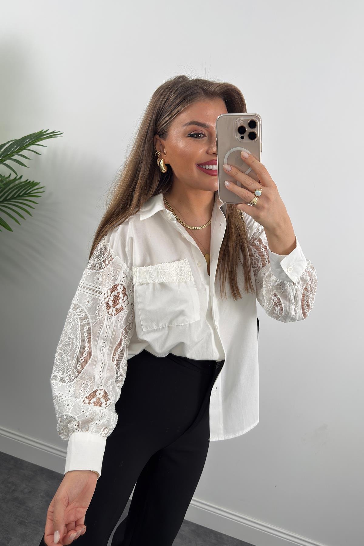 Bebe Marka Kolları Dantel Tasarım Gömlek Beyaz