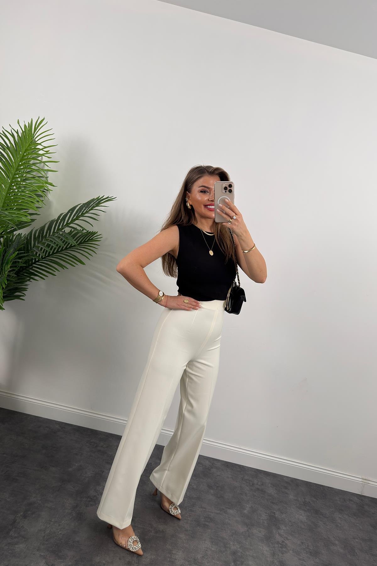 Bebe Marka Önü Zarf Sırtı Çapraz Klasik Kumaş Bluz Siyah