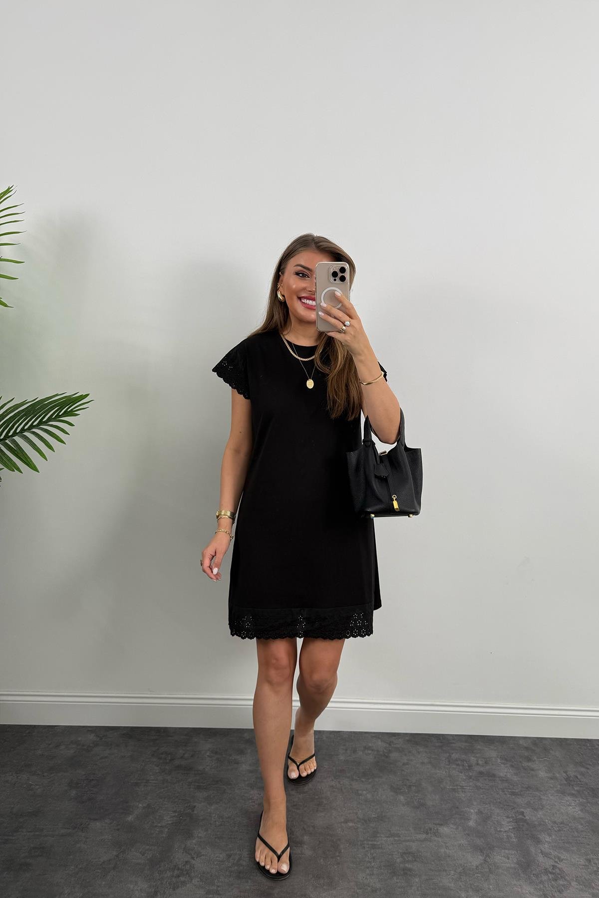 Eteği Fistolu Tam Pamuklu Basic Elbise