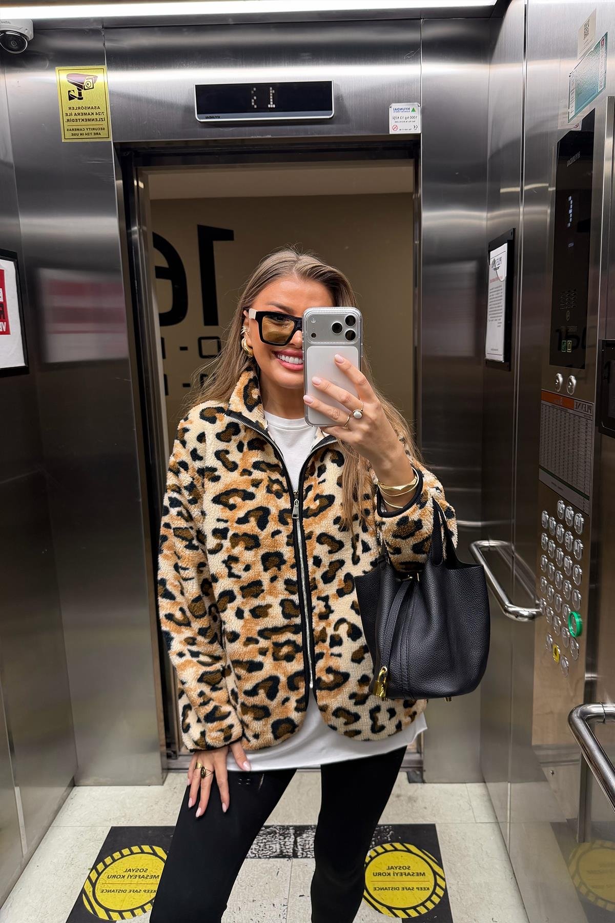 Fermuarlı Yumoş Leopar Ceket