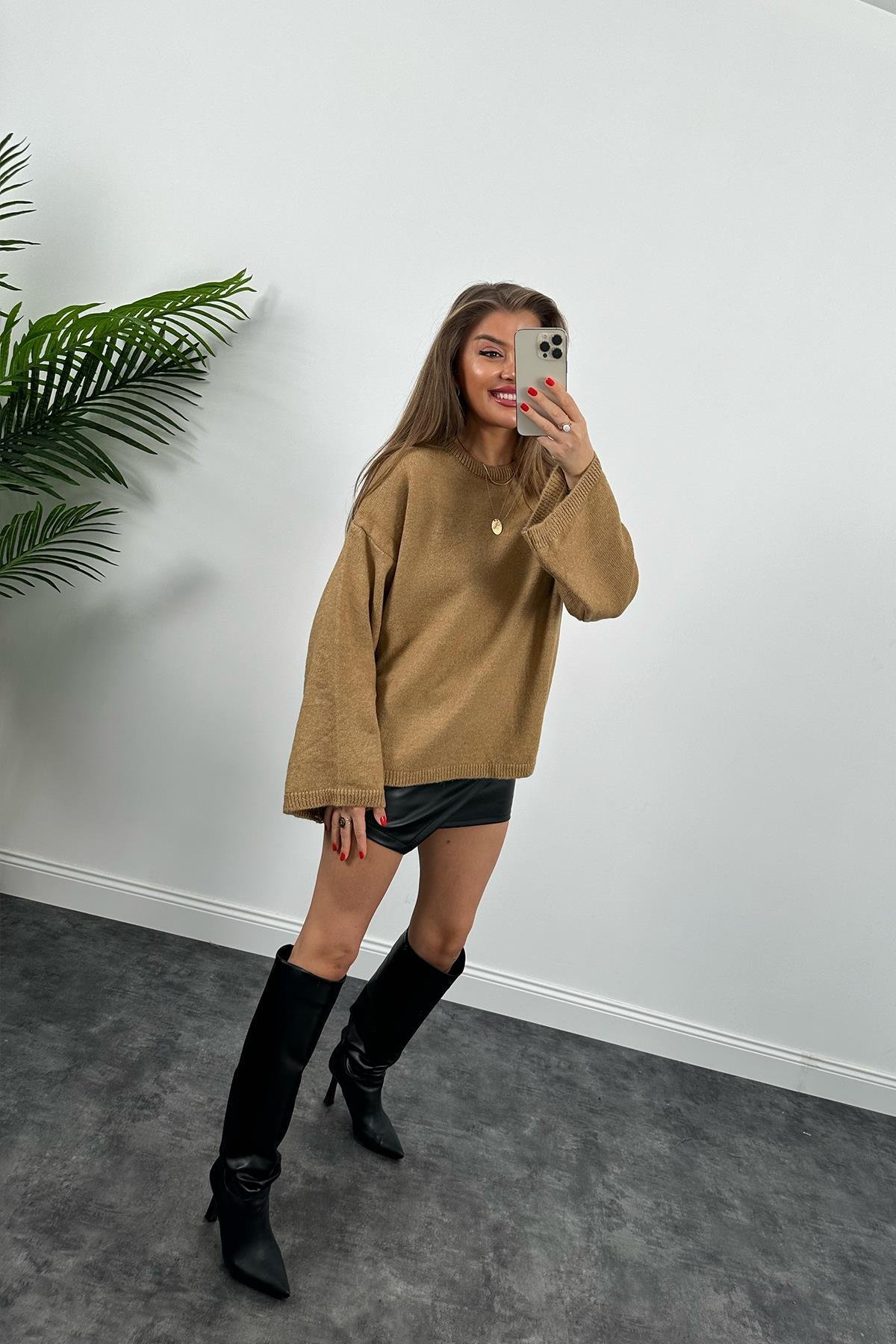 Geniş Kol Basic Yumoş Salaş Kazak Camel