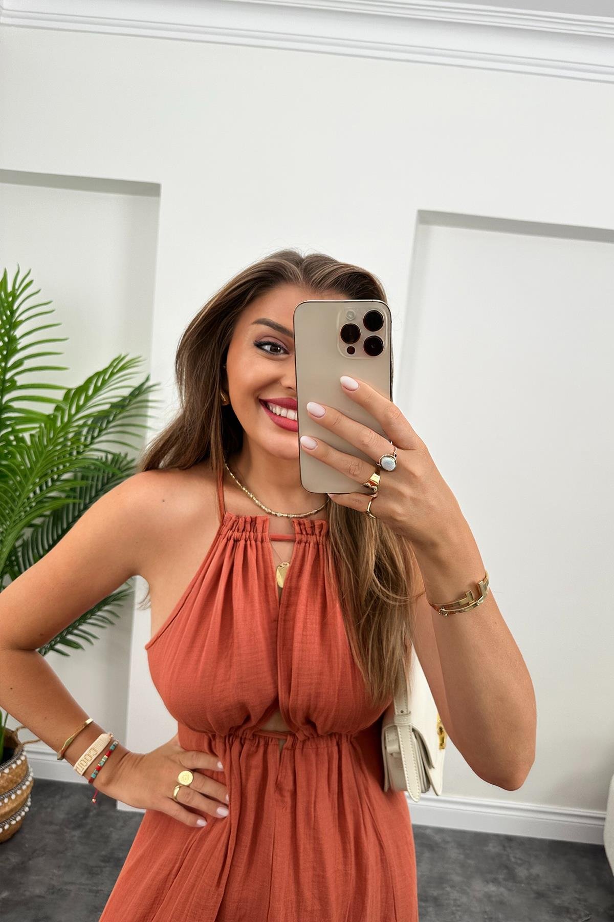Helen Çift Yırtmaçlı Tasarım Müslin Maxi Elbise Tarçın